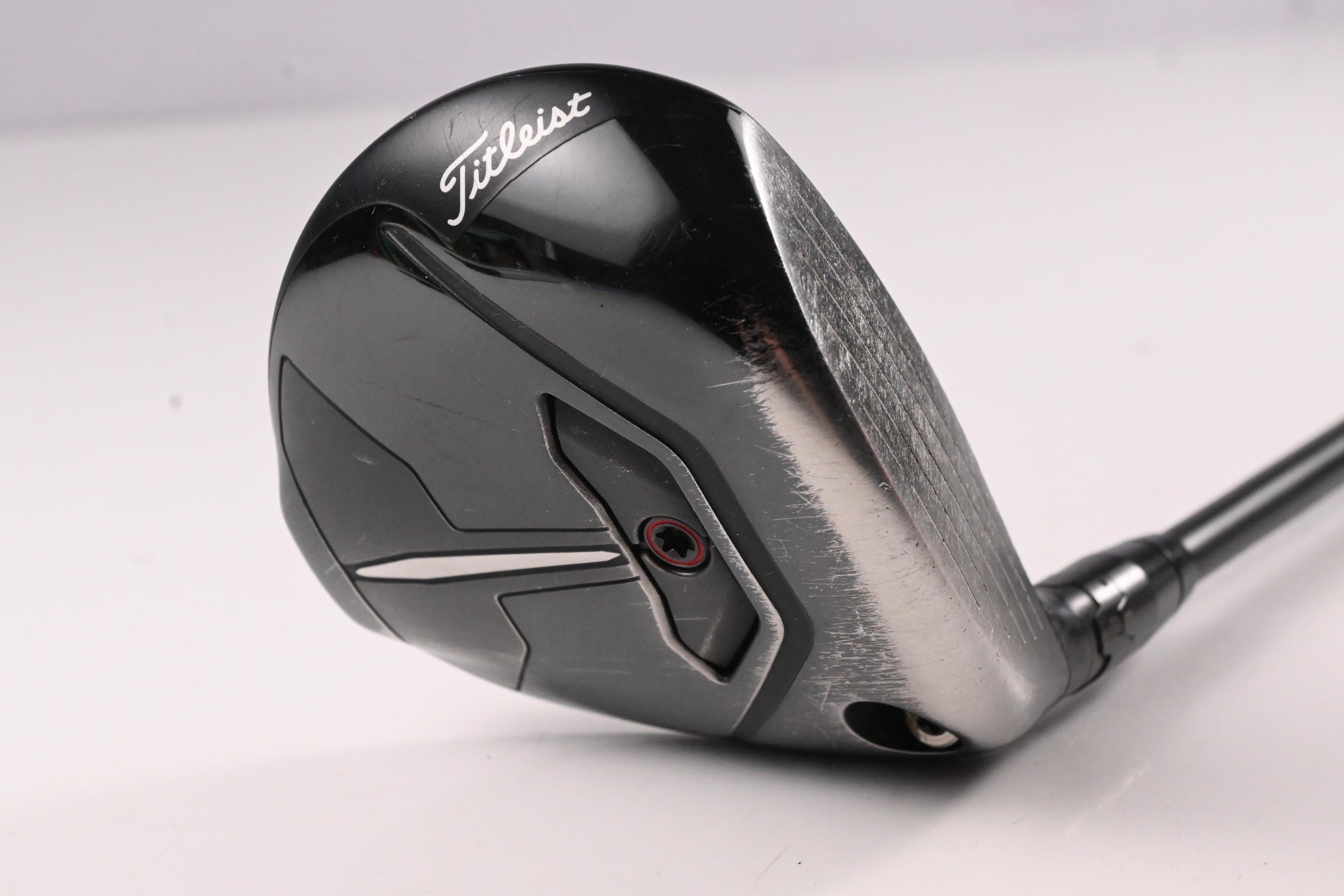 Titleist TSR2 #5 Wood / 18 Degree / Regular Flex HZRDUS CB Red 60 Shaft