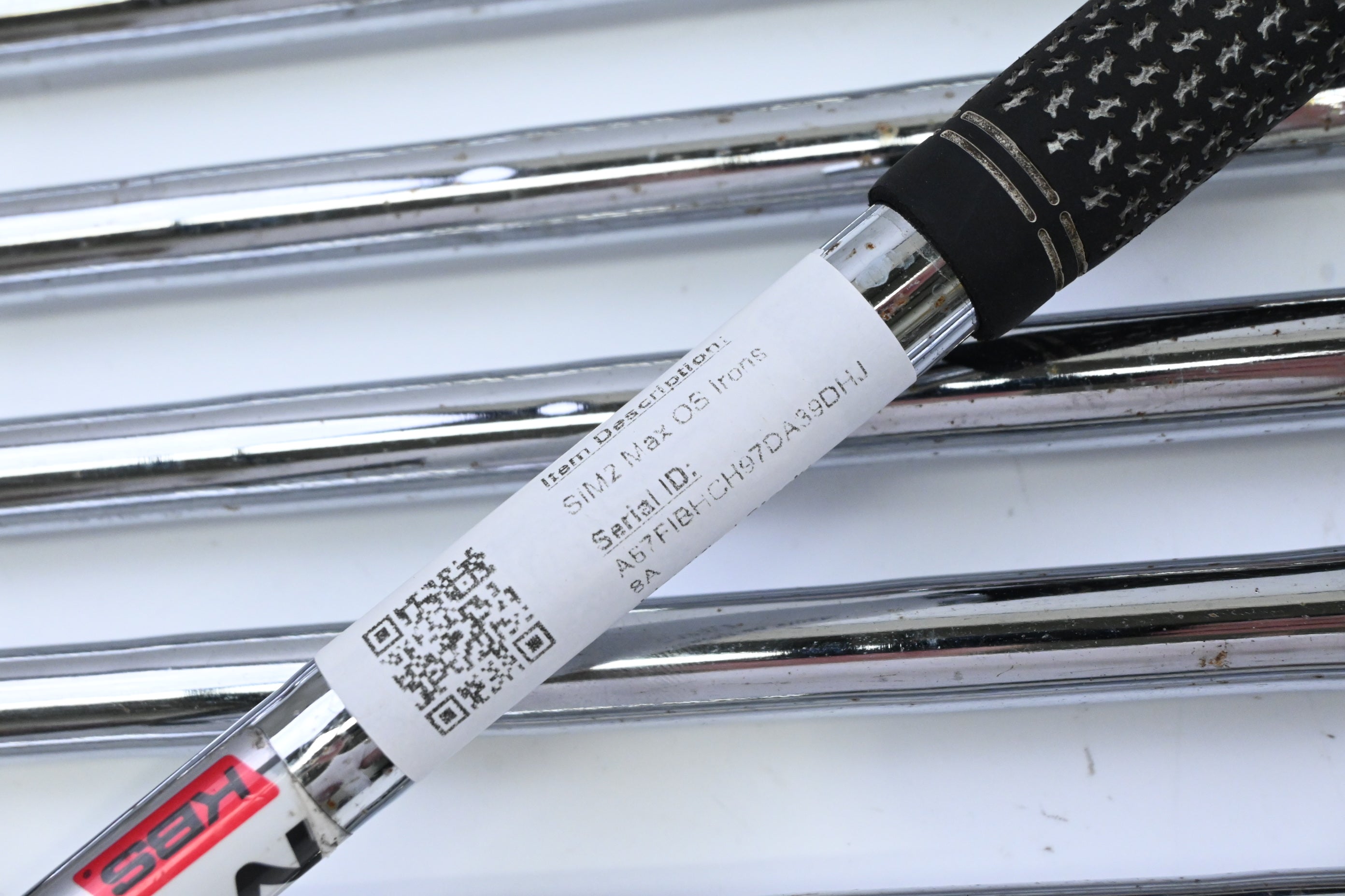 Taylormade SIM2 Max OS Irons / 6-PW+AW / Regular Flex KBS Max MT 85 Shafts