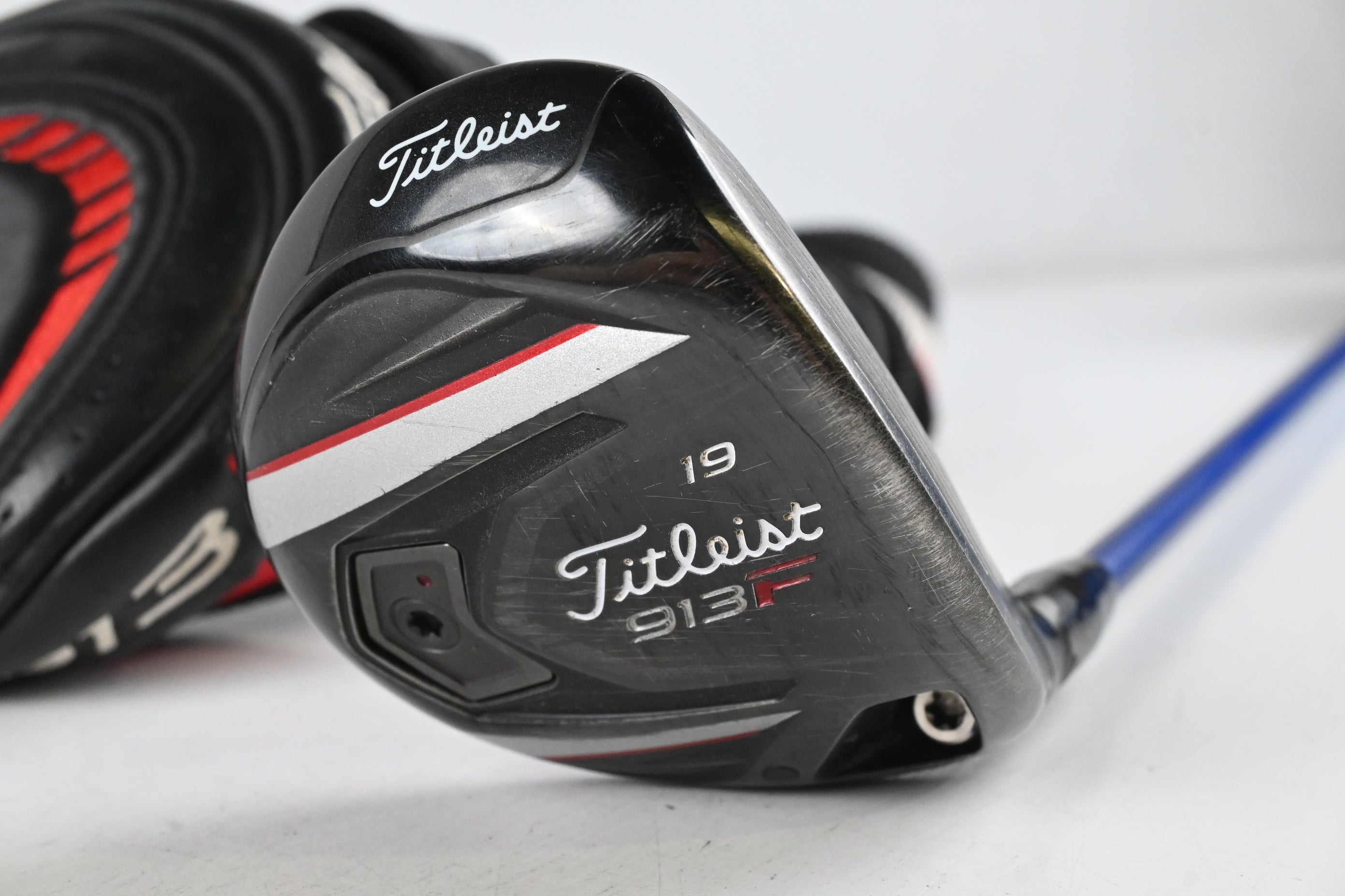 Titleist 913 F #5 Wood / 19 Degree / Stiff Flex Diamana S+ Blue 72 Shaft