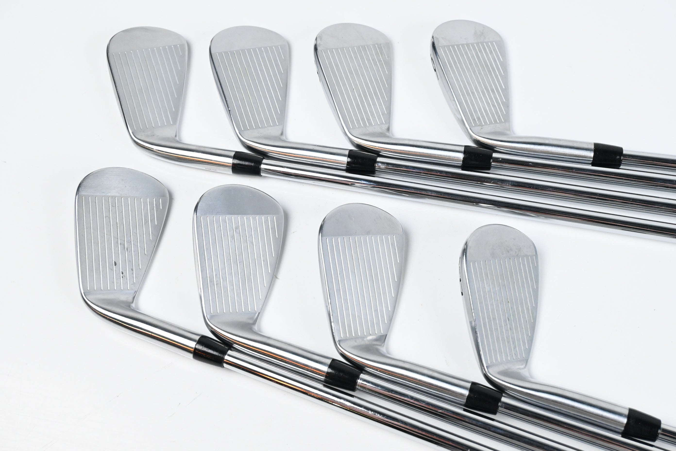 Titleist MB 620 Irons / 3-PW / Stiff Flex Dynamic Gold S300 Shafts