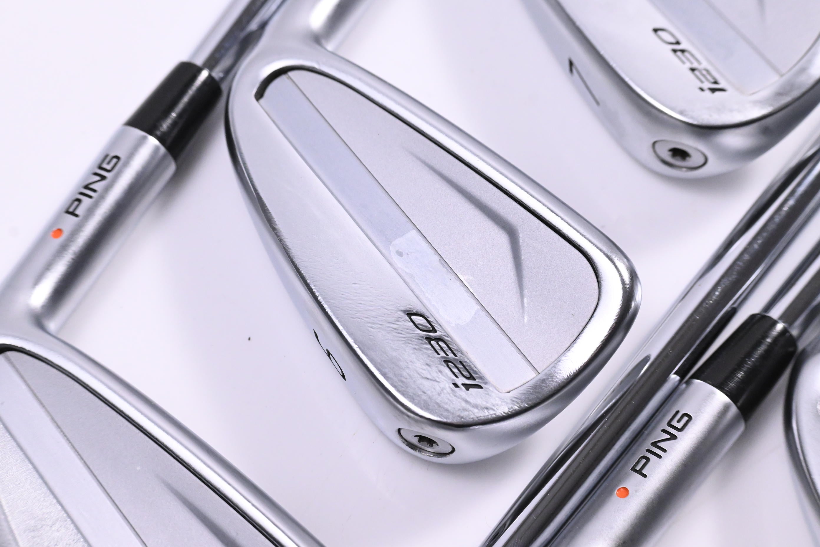 Ping i230 Irons / 5-PW+GW / Orange Dot / Regular Flex Dynamic Gold 105 R300