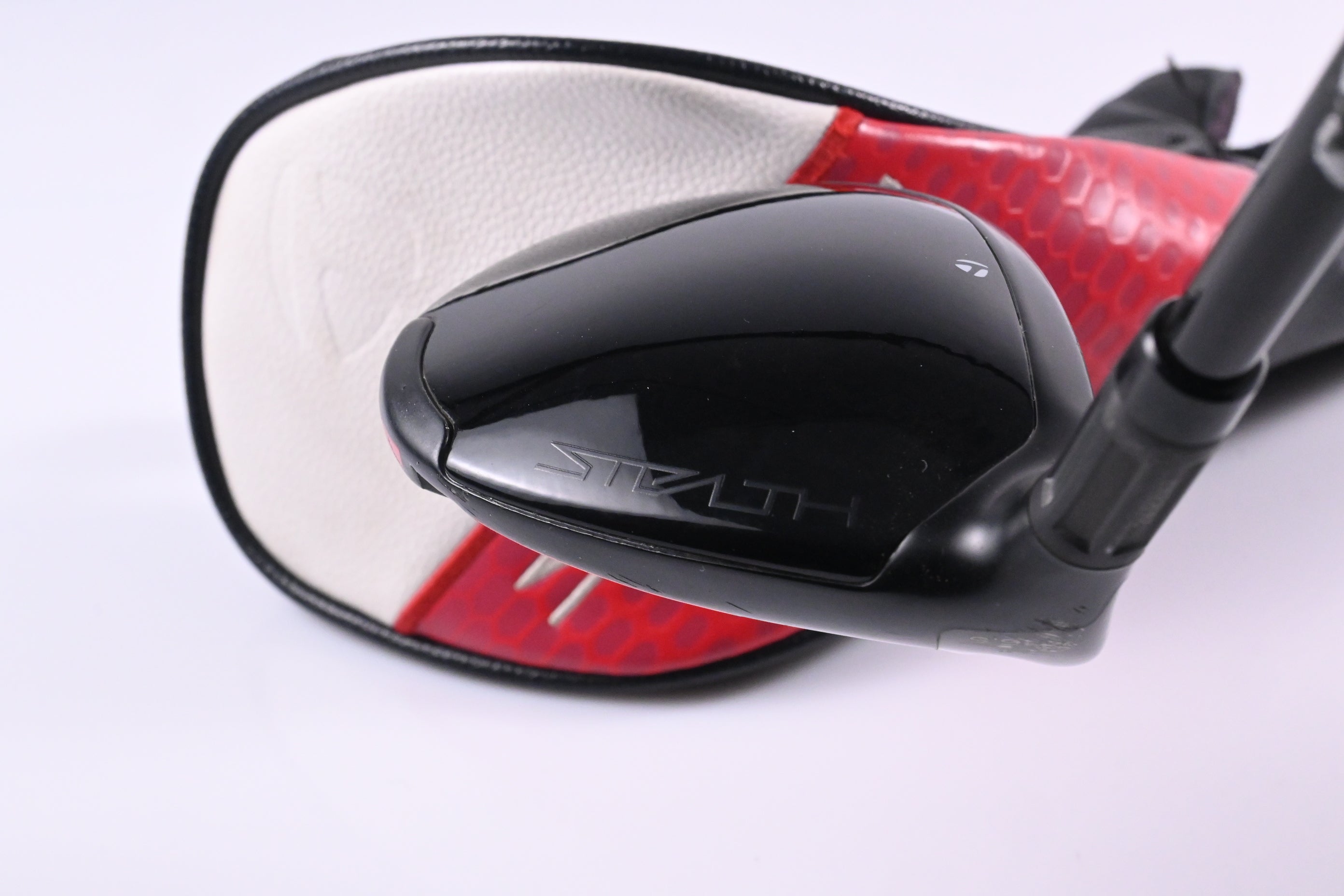 Left Hand Taylormade Stealth 2 #3HL Wood / 16.5 Degree / Regular Flex Ventus Red