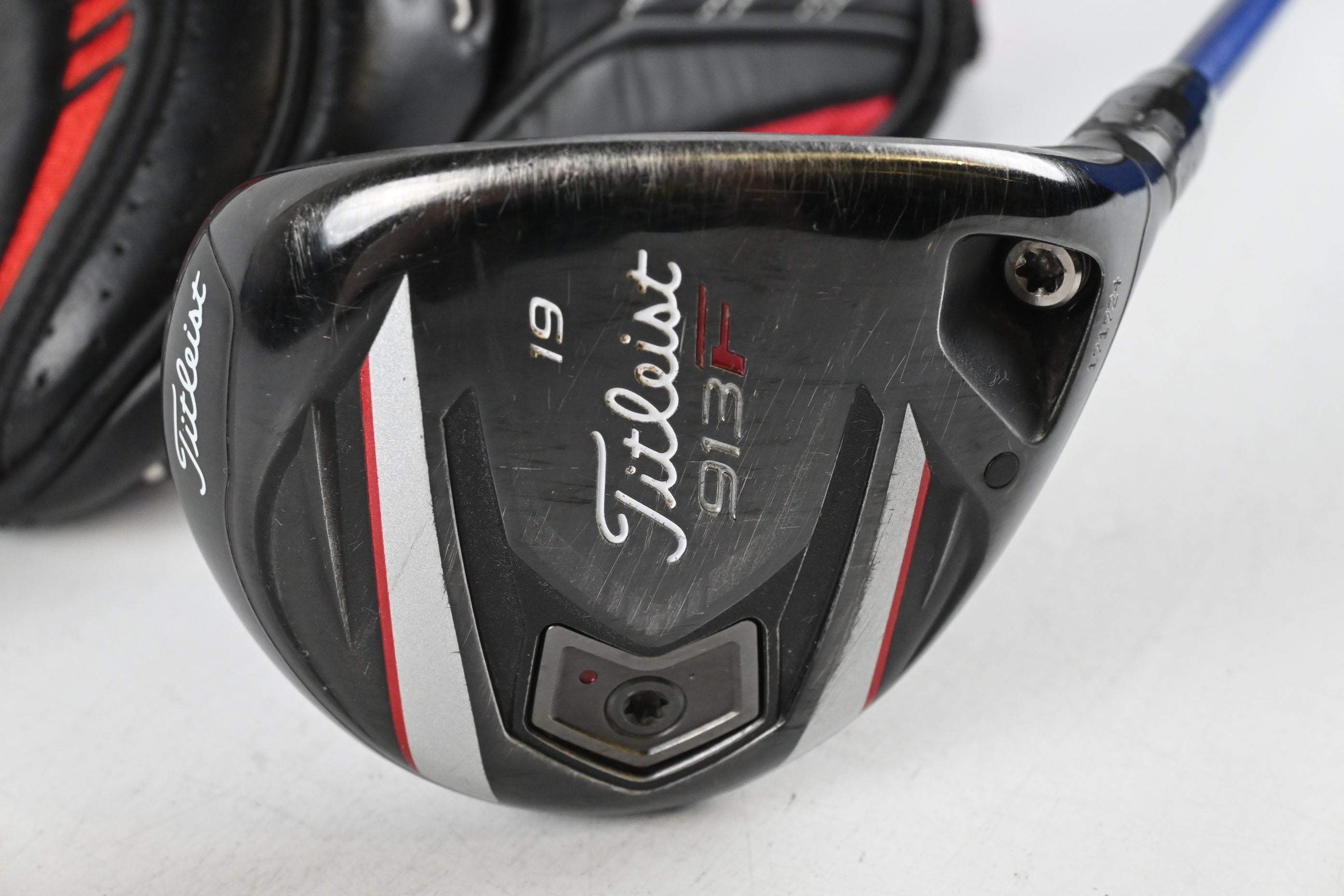 Titleist 913 F #5 Wood / 19 Degree / Stiff Flex Diamana S+ Blue 72 Shaft