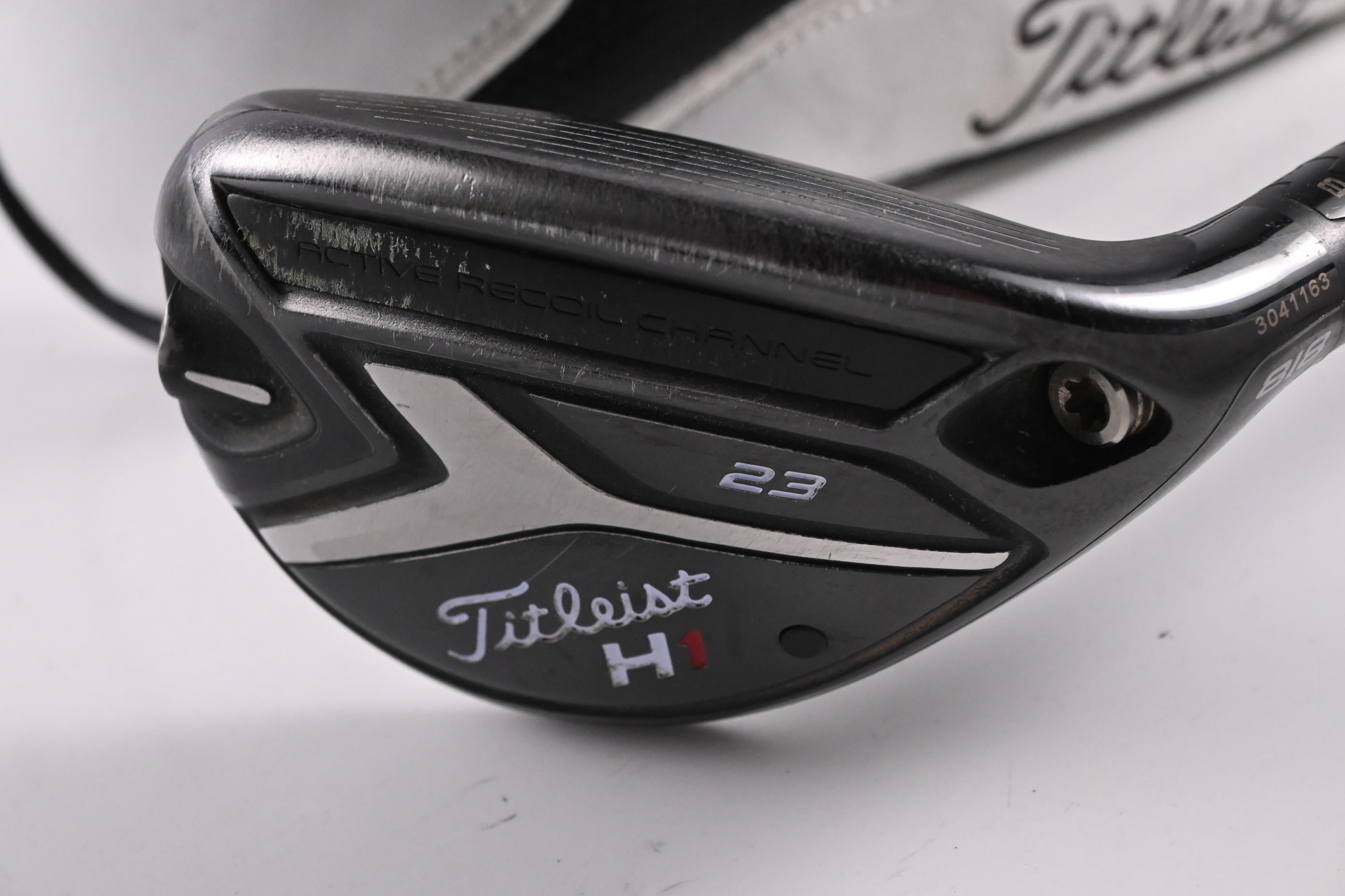 Titleist 818 H1 #4 Hybrid / 23 Degree / Stiff Flex Tensei CK Blue 70 Shaft