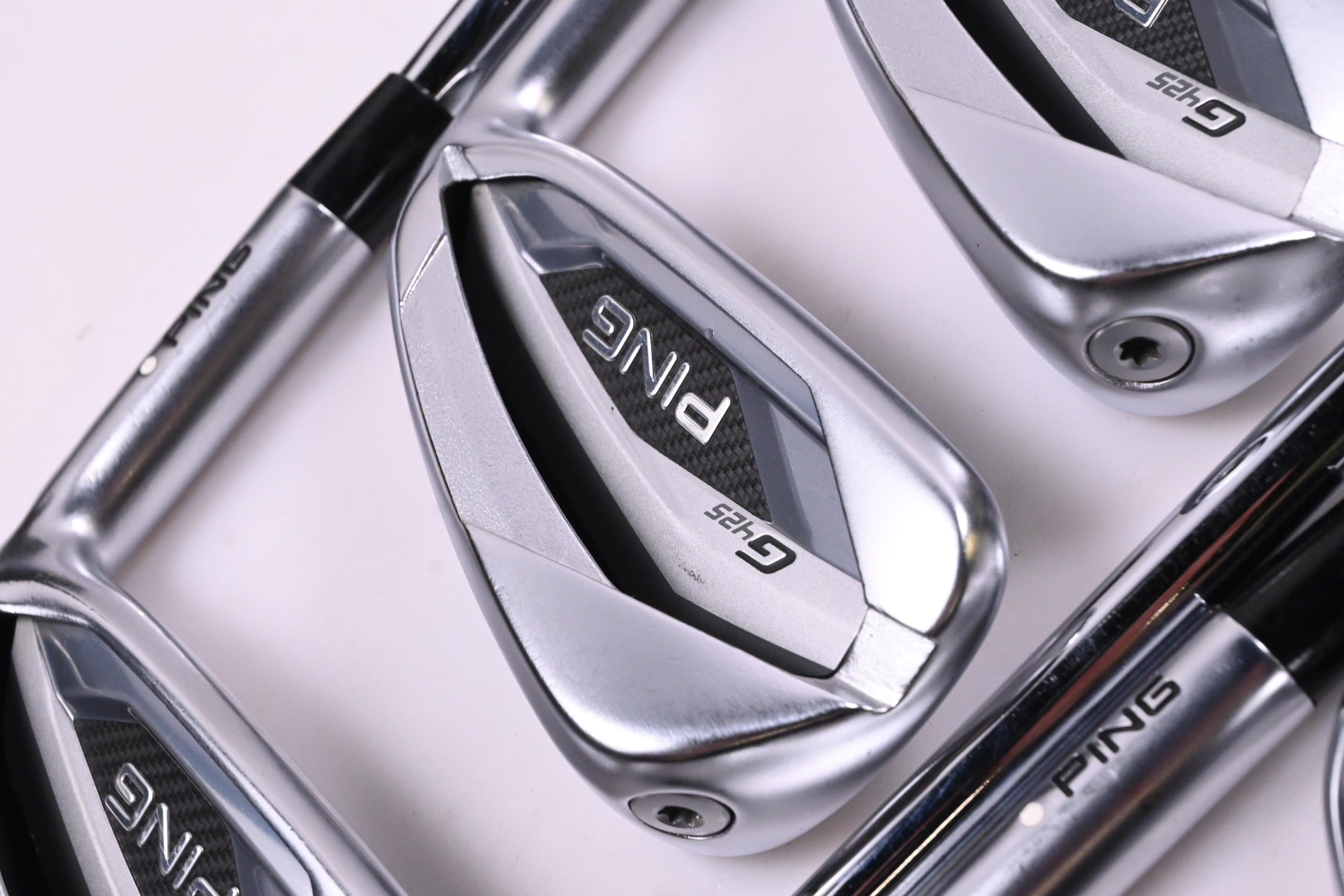 Ping G425 Irons / 4-PW+GW+SW / White Dot / Stiff Flex Dynamic Gold 120 S300