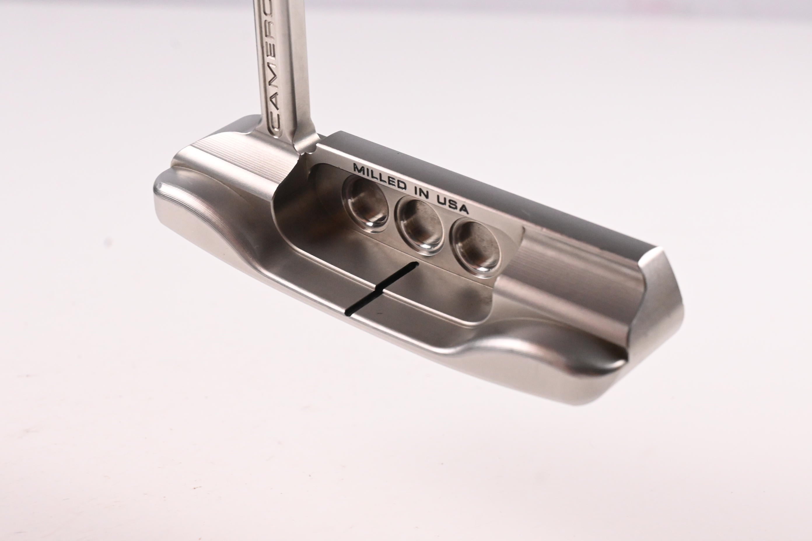 Scotty Cameron Super Select Newport Putter / 33 Inch
