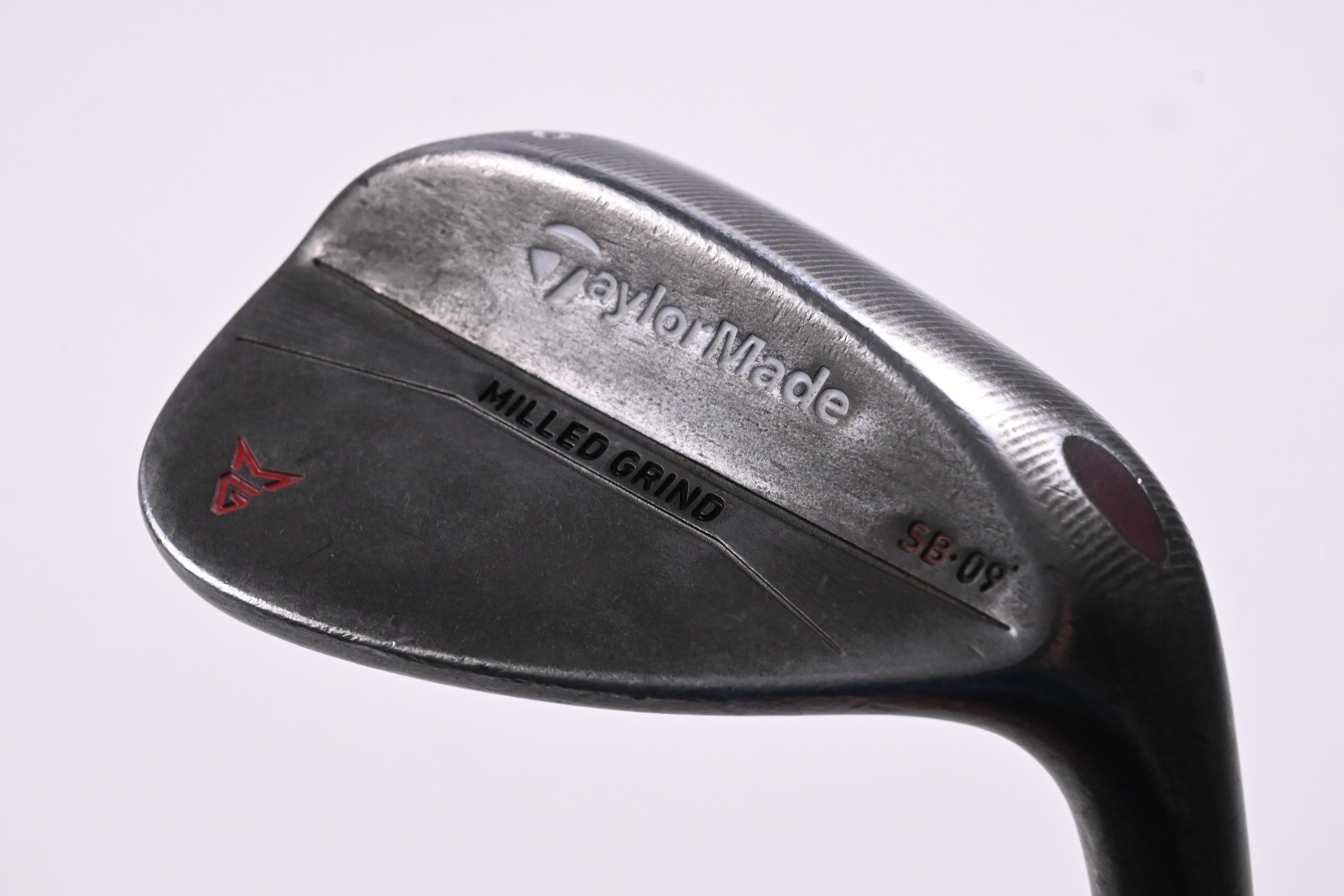 Taylormade Milled Grind Gap Wedge / 52 Degree / Wedge Flex Dynamic Gold Shaft