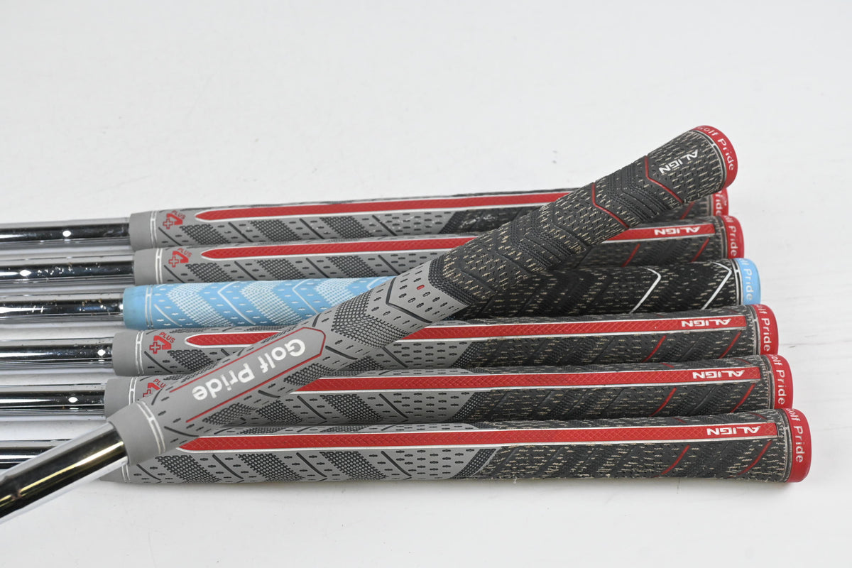 Titleist 718 AP1 Irons / 5-PW+GW / Regular Flex AMT Red R300 Shafts