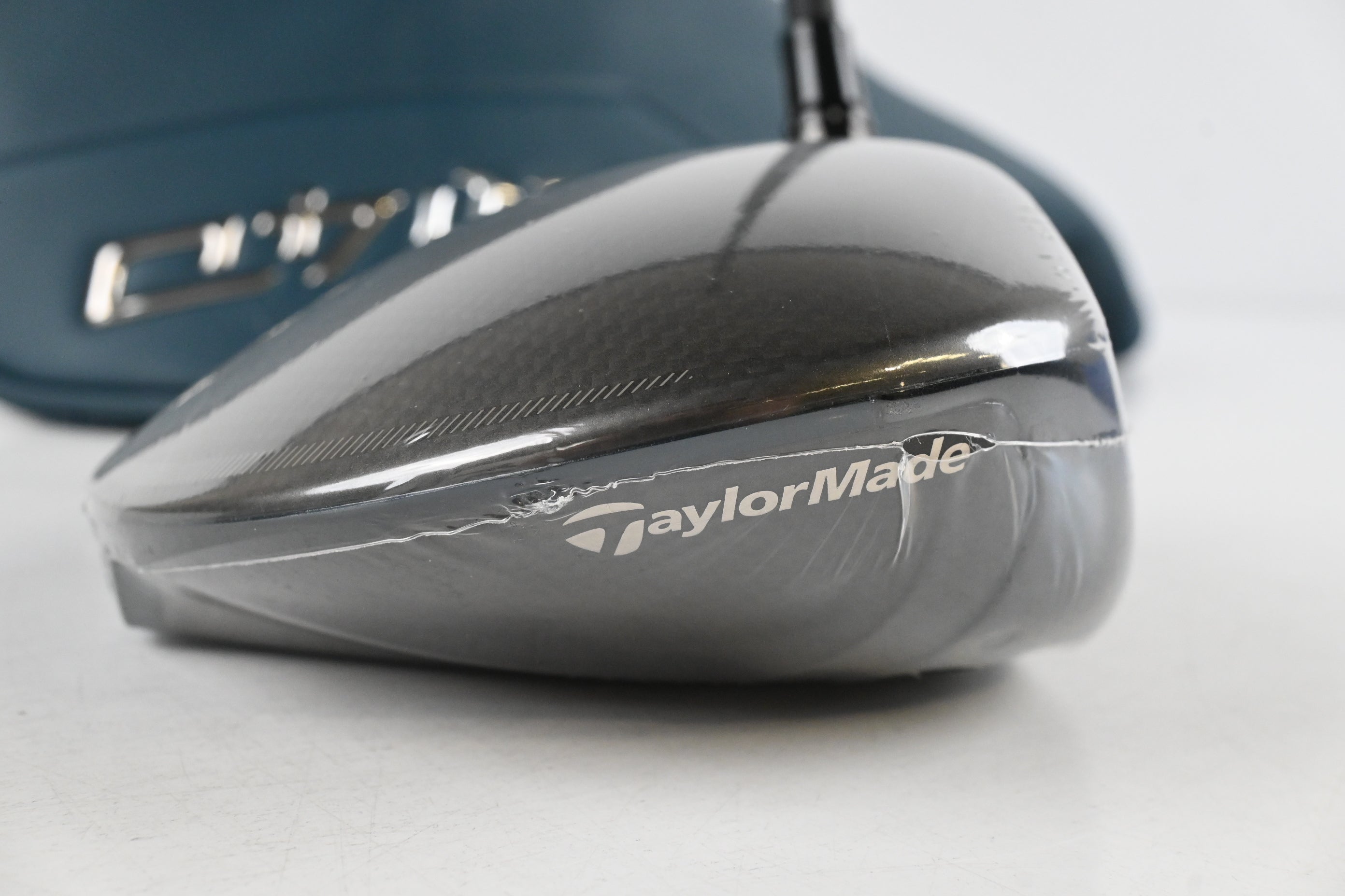 Taylormade Qi4D Driver / 9 Degree / Regular Reax White 60 Shaft