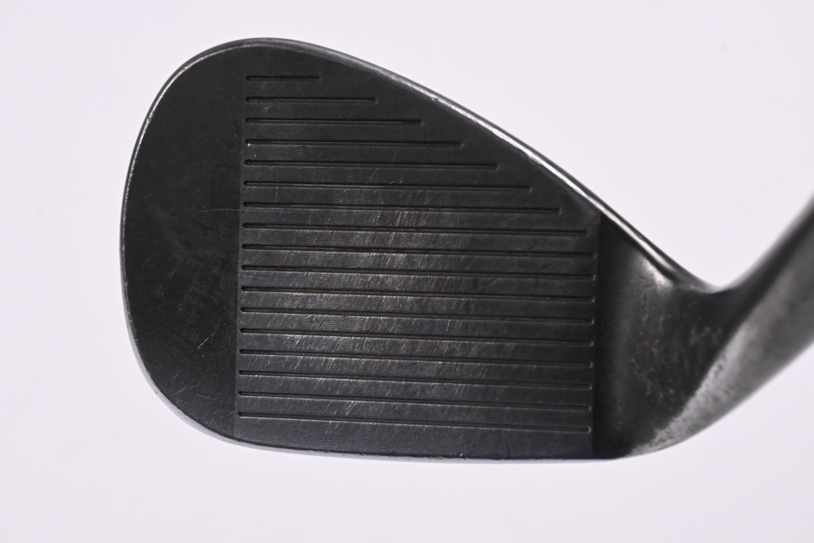 Taylormade Milled Grind Gap Wedge / 52 Degree / Wedge Flex Dynamic Gold Shaft