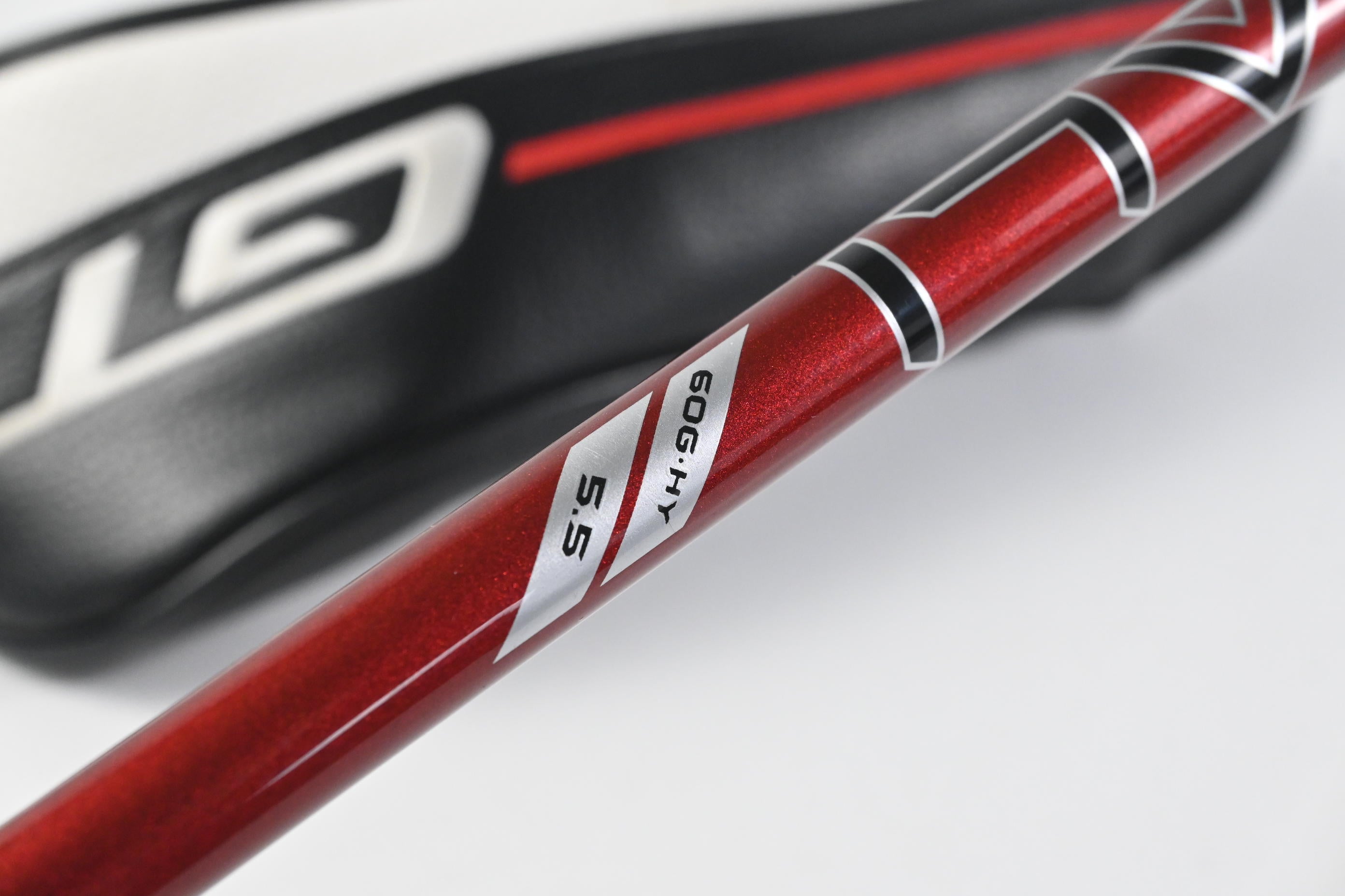 Titleist GT1 #6 Hybrid / 26 Degree / Regular Flex Denali Red 60 Shaft