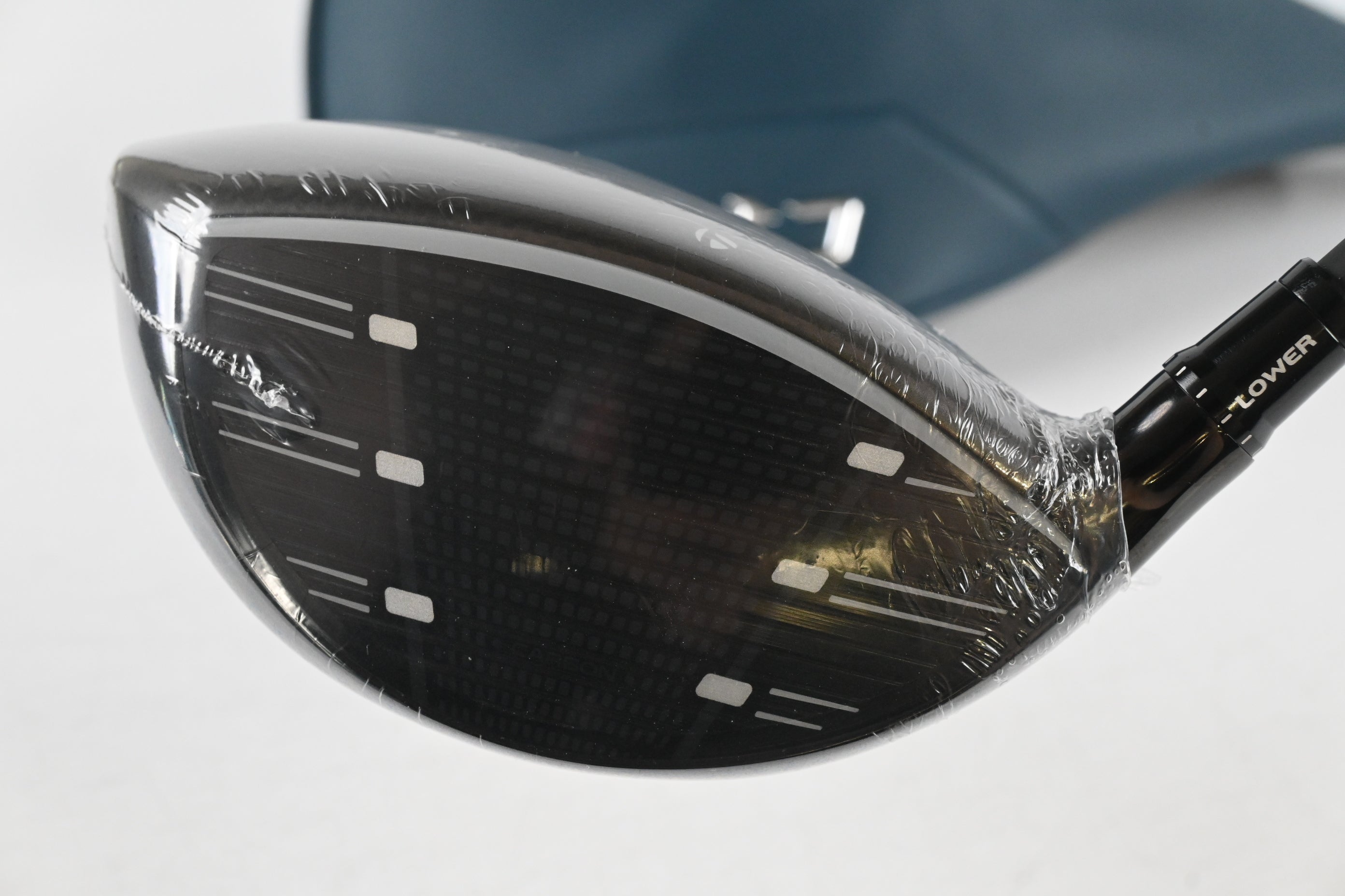 Taylormade Qi4D Driver / 9 Degree / Regular Reax White 60 Shaft