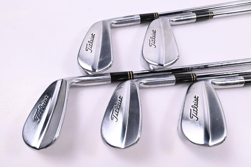 Titleist MB 620 Irons / 6-PW / Stiff Flex Titleist Steel Shafts