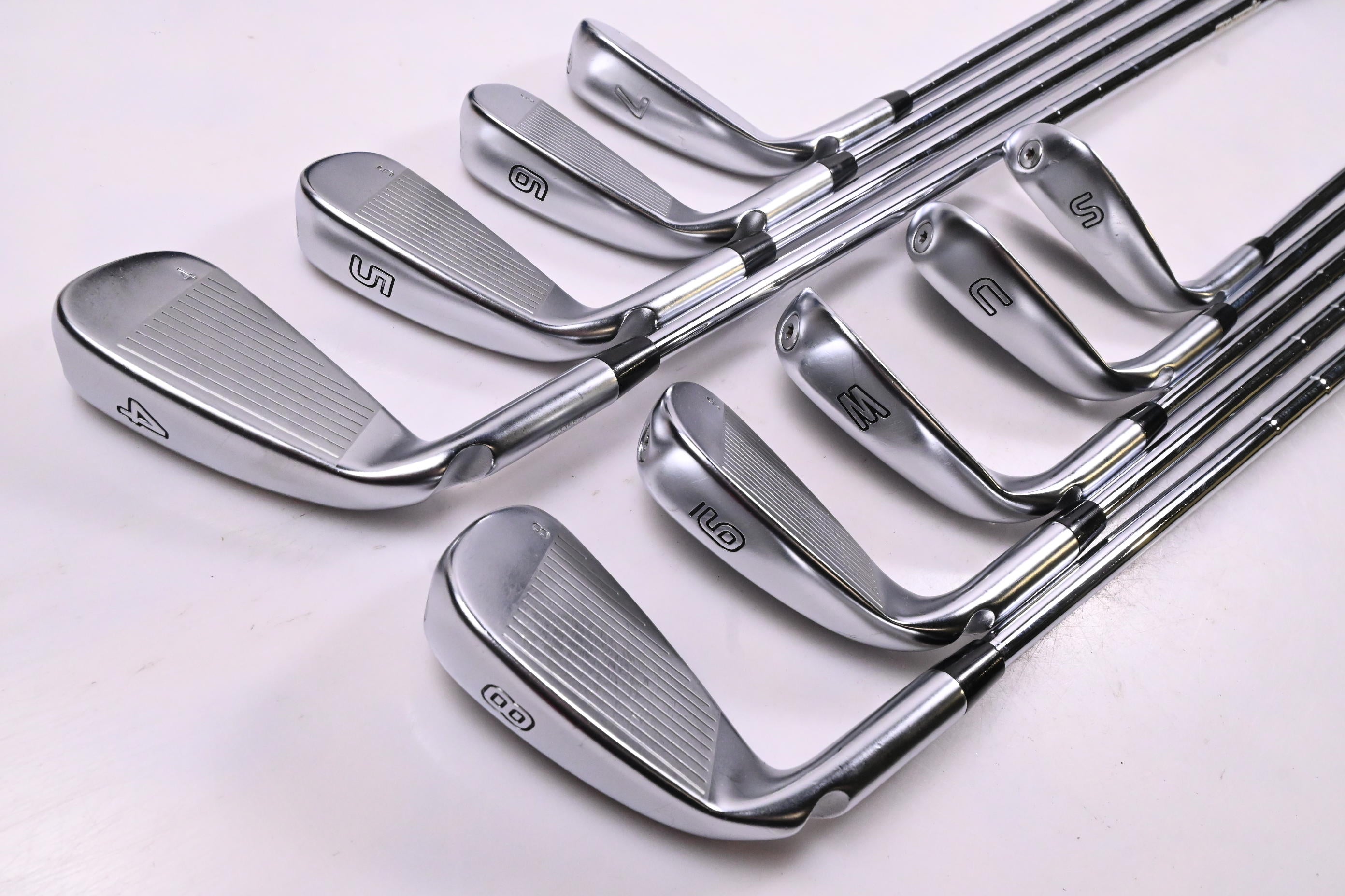 Ping G425 Irons / 4-PW+GW+SW / White Dot / Stiff Flex Dynamic Gold 120 S300