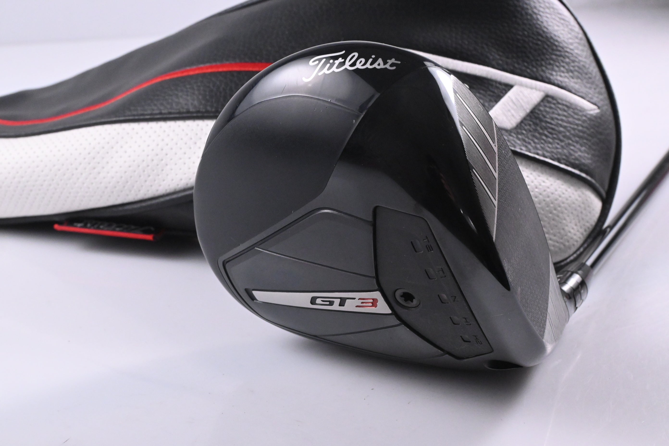 Titleist GT3 Driver / 9 Degree / X-Flex Kai'li White 70 Shaft