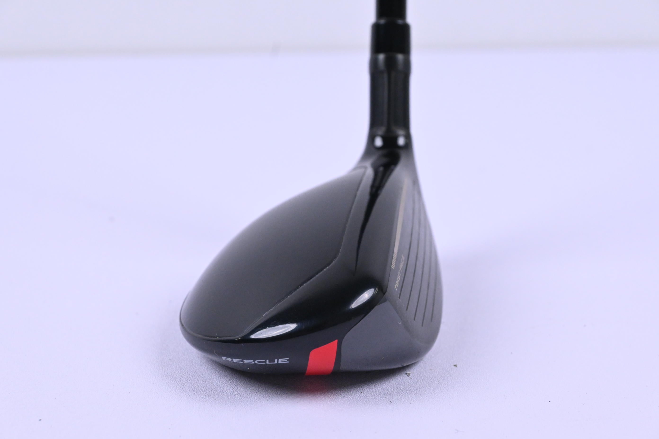 Taylormade Stealth #4 Hybrid / 22 Degree / Regular Flex Fujikura Ventus Red 6