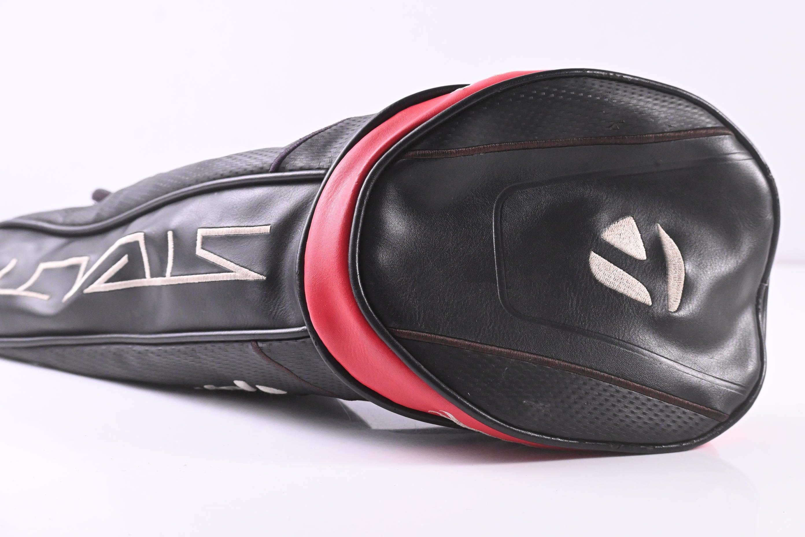 Taylormade Stealth Driver / 10.5 Degree / Stiff Flex Fujikura Ventus Red 5 Shaft
