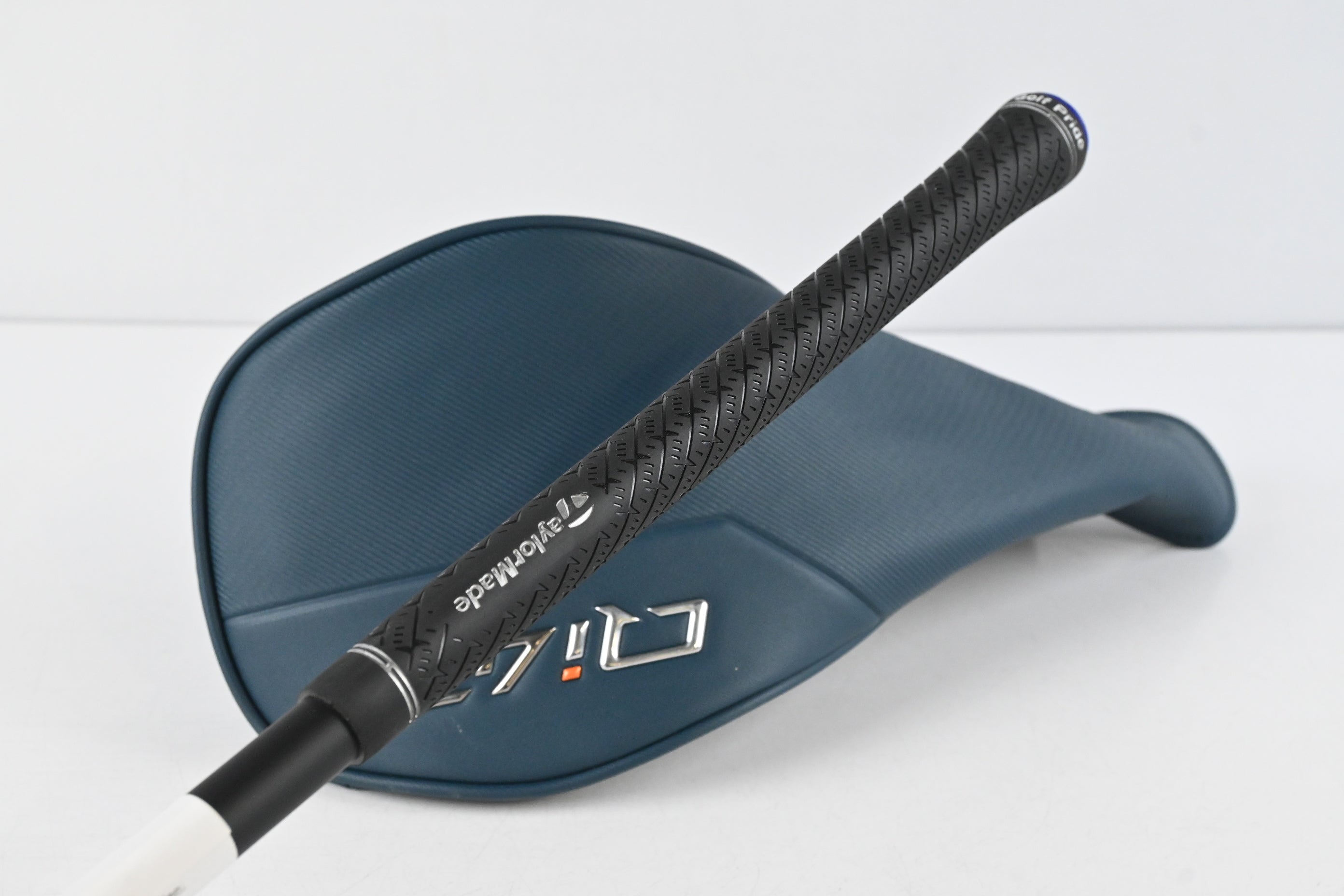 Taylormade Qi4D Driver / 9 Degree / Regular Reax White 60 Shaft