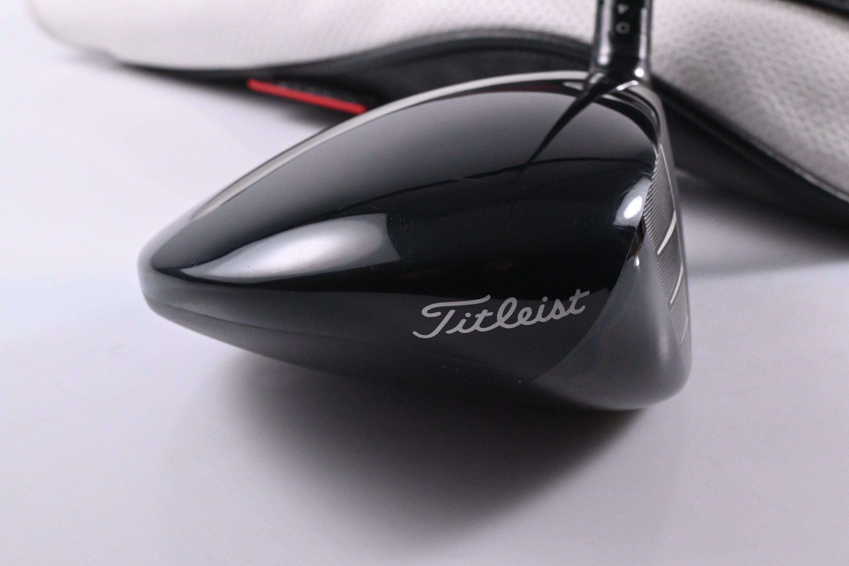 Titleist GT3 Driver / 9 Degree / X-Flex Kai'li White 70 Shaft