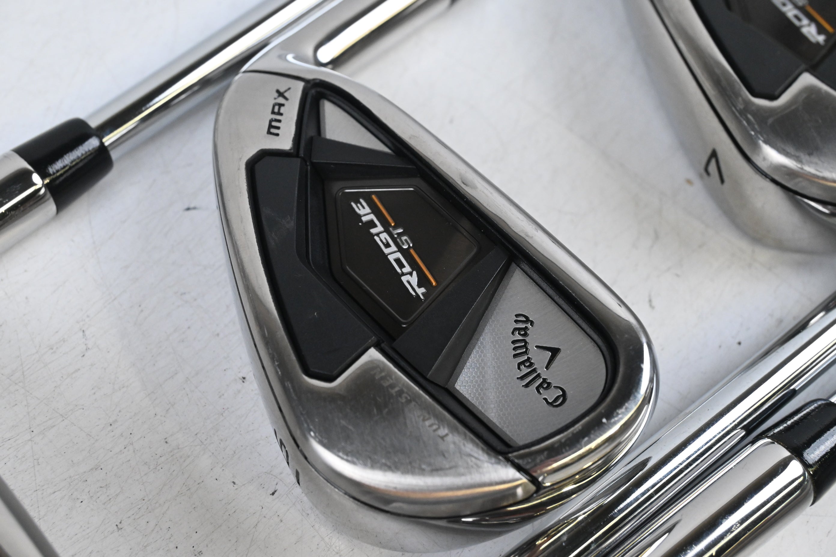 Callaway Rogue ST Max Irons / 5-PW / Regular Flex Elevate MPH 95 Shafts