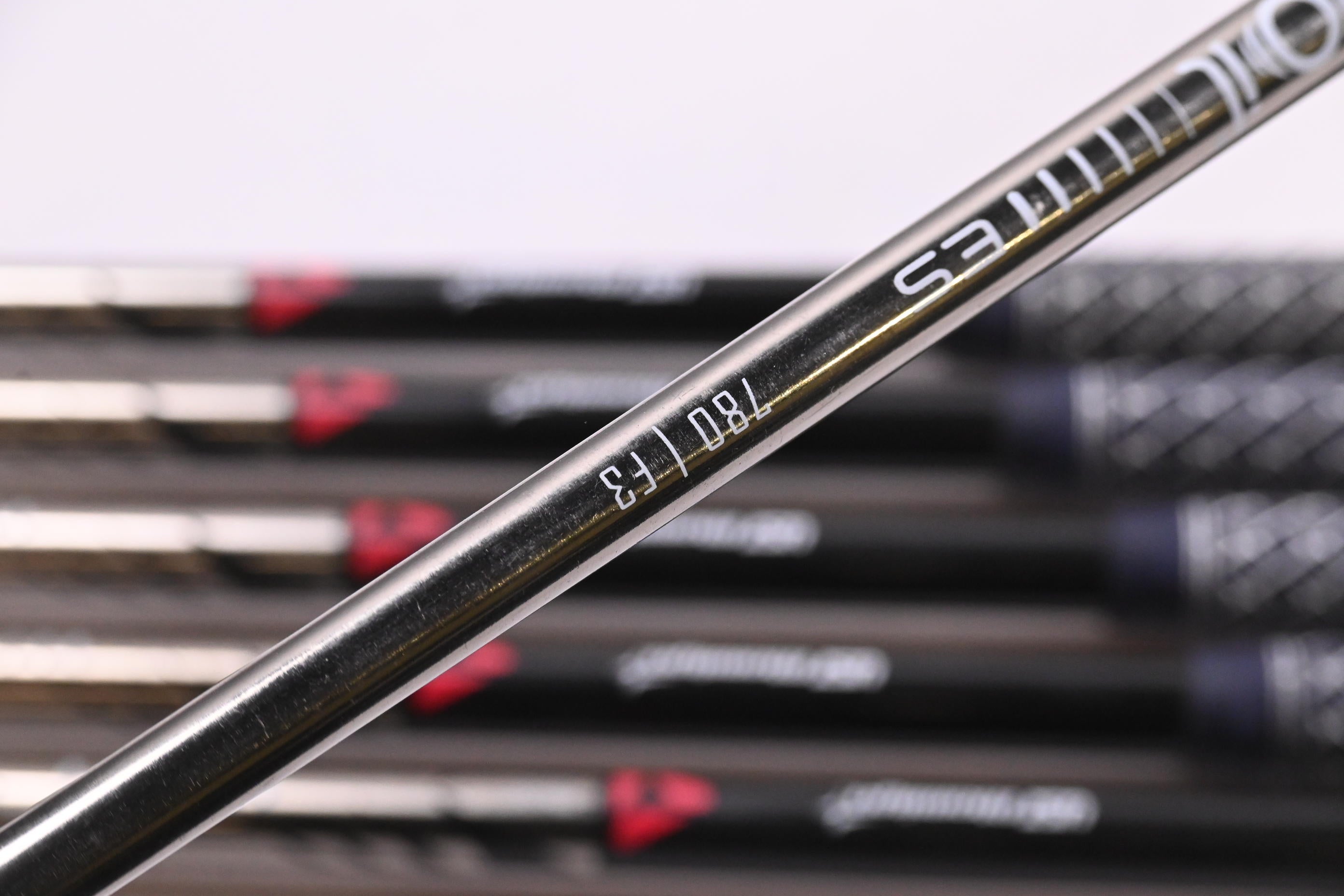 Ping i210 Irons / 5-PW / Black Dot / Regular Flex UST Recoil ES780 Shafts