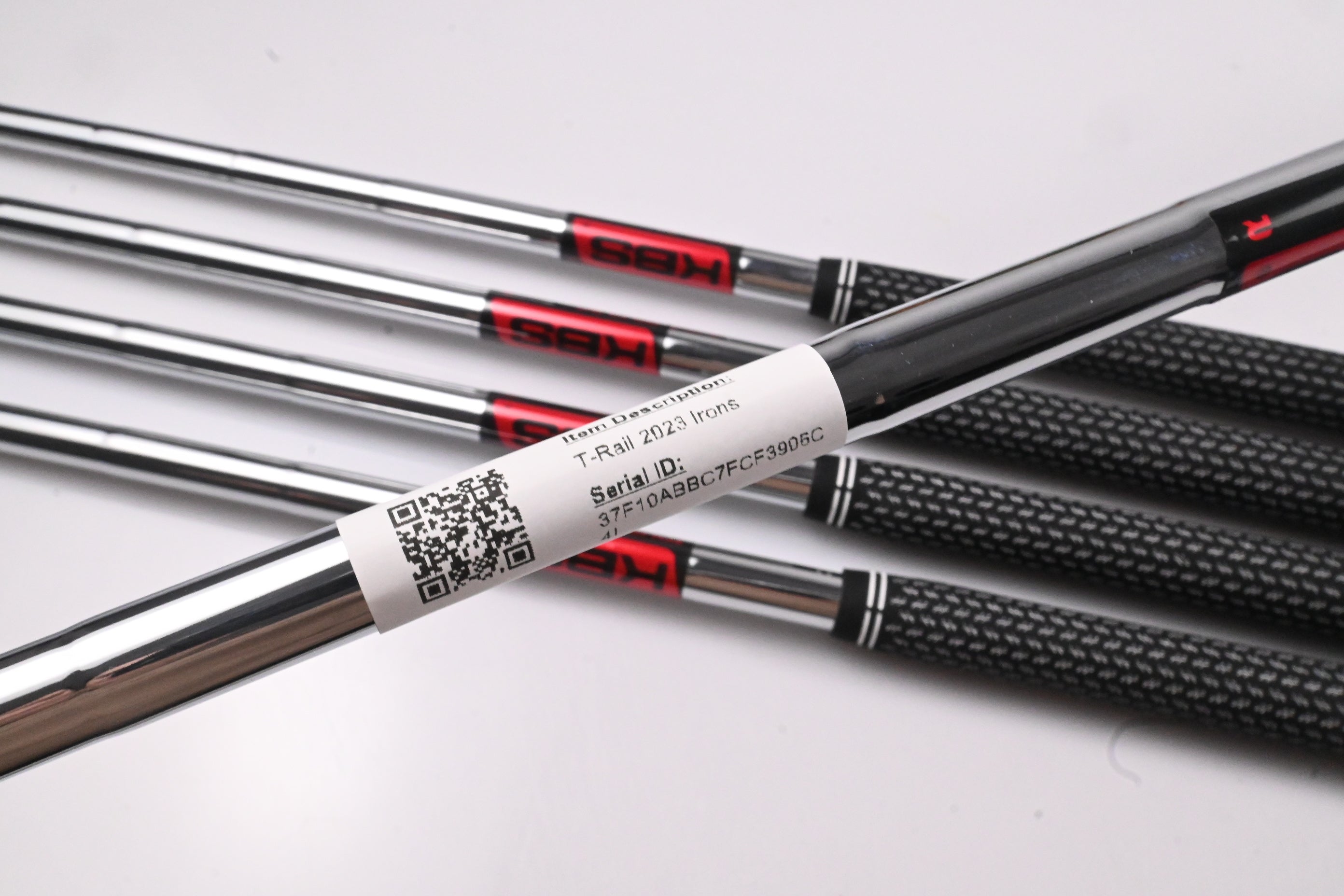 Cobra T-Rail 2023 Hybrid Irons / 7-PW+SW / Regular Flex KBS Tour 90 Shafts