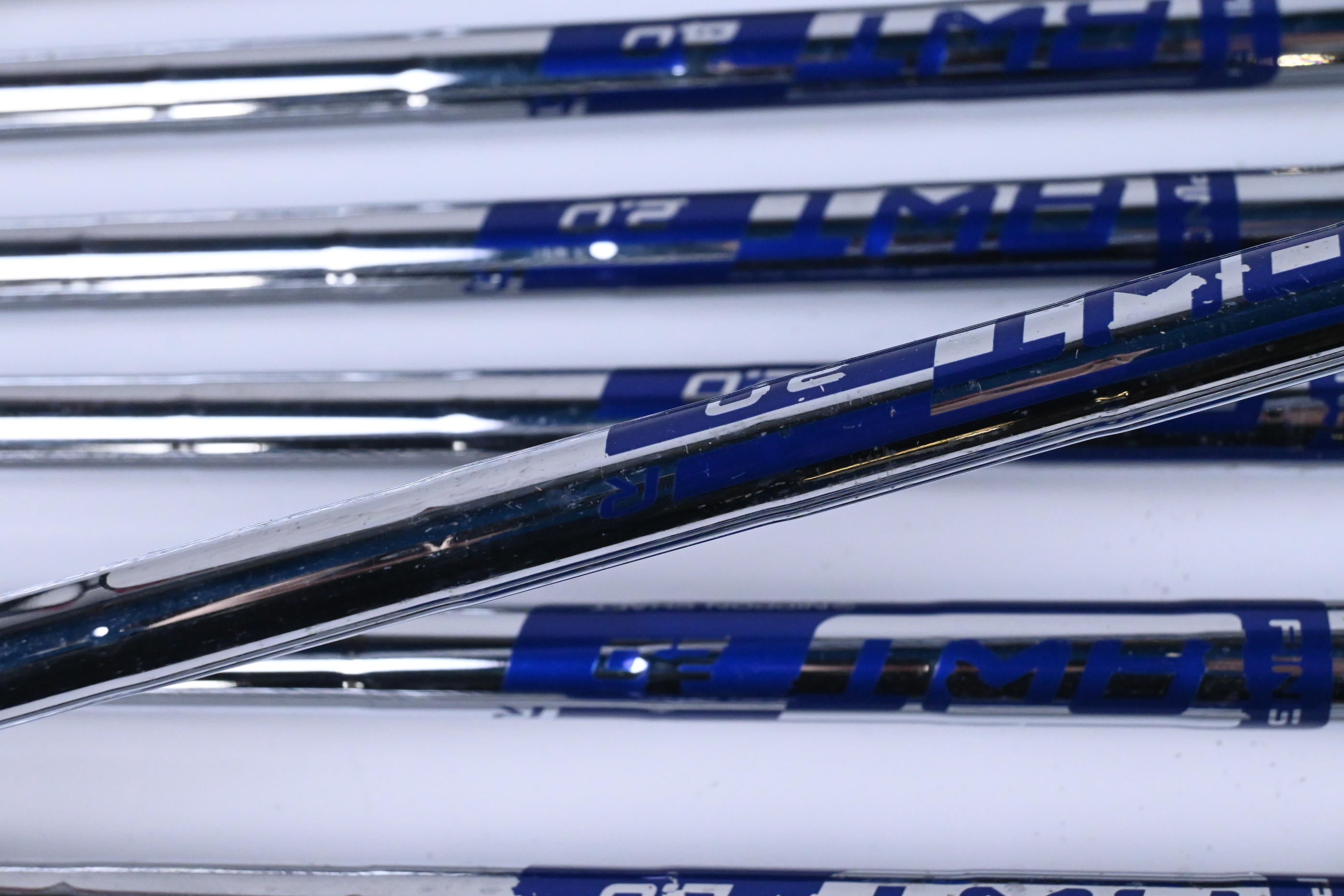 Ping G425 Irons / 5-PW+GW+SW / Blue Dot / Regular Flex Ping AWT 2.0 Shafts