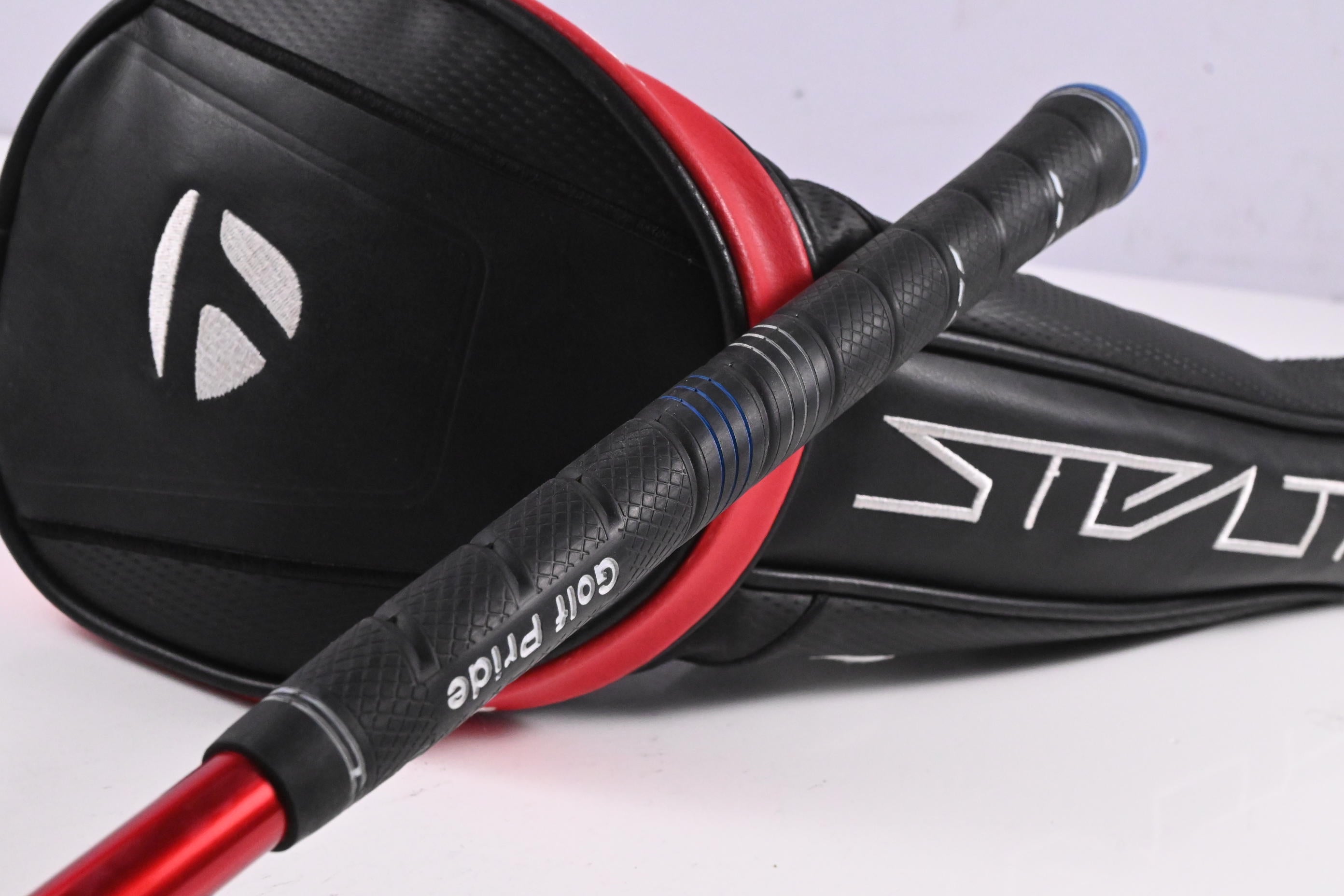 Taylormade Stealth Plus Driver / 9 Degree / Regular Flex C6 Red 50 Shaft