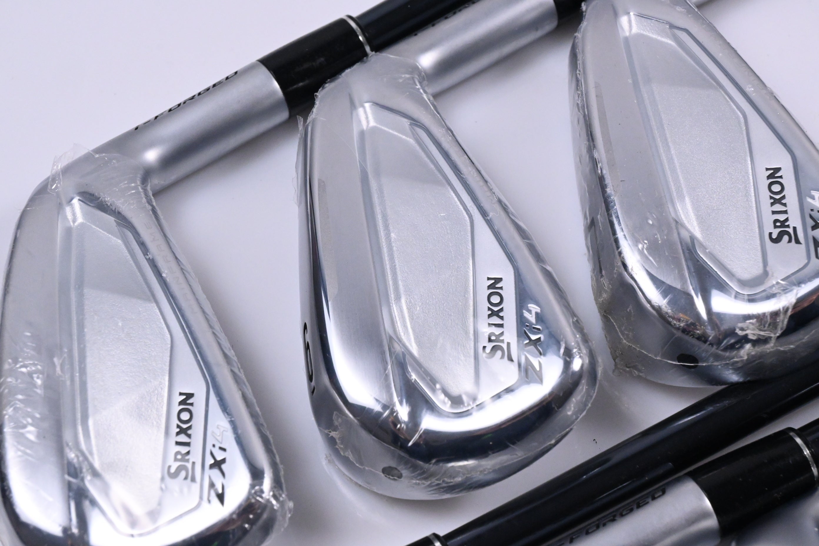 Srixon ZXi4 Irons / 5-PW+GW / Senior Flex UST Mamiya Recoil Dart 65 Shafts