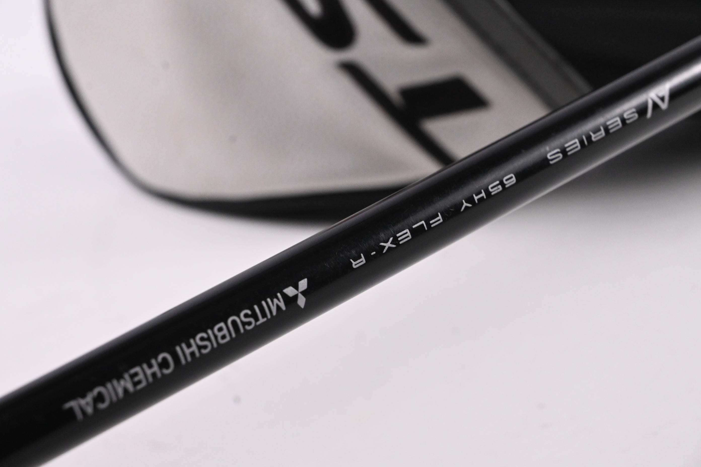 Titleist TSR2 #3 Hybrid / 18 Degree / Regular Flex Tensei AV Blue 65 Shafts