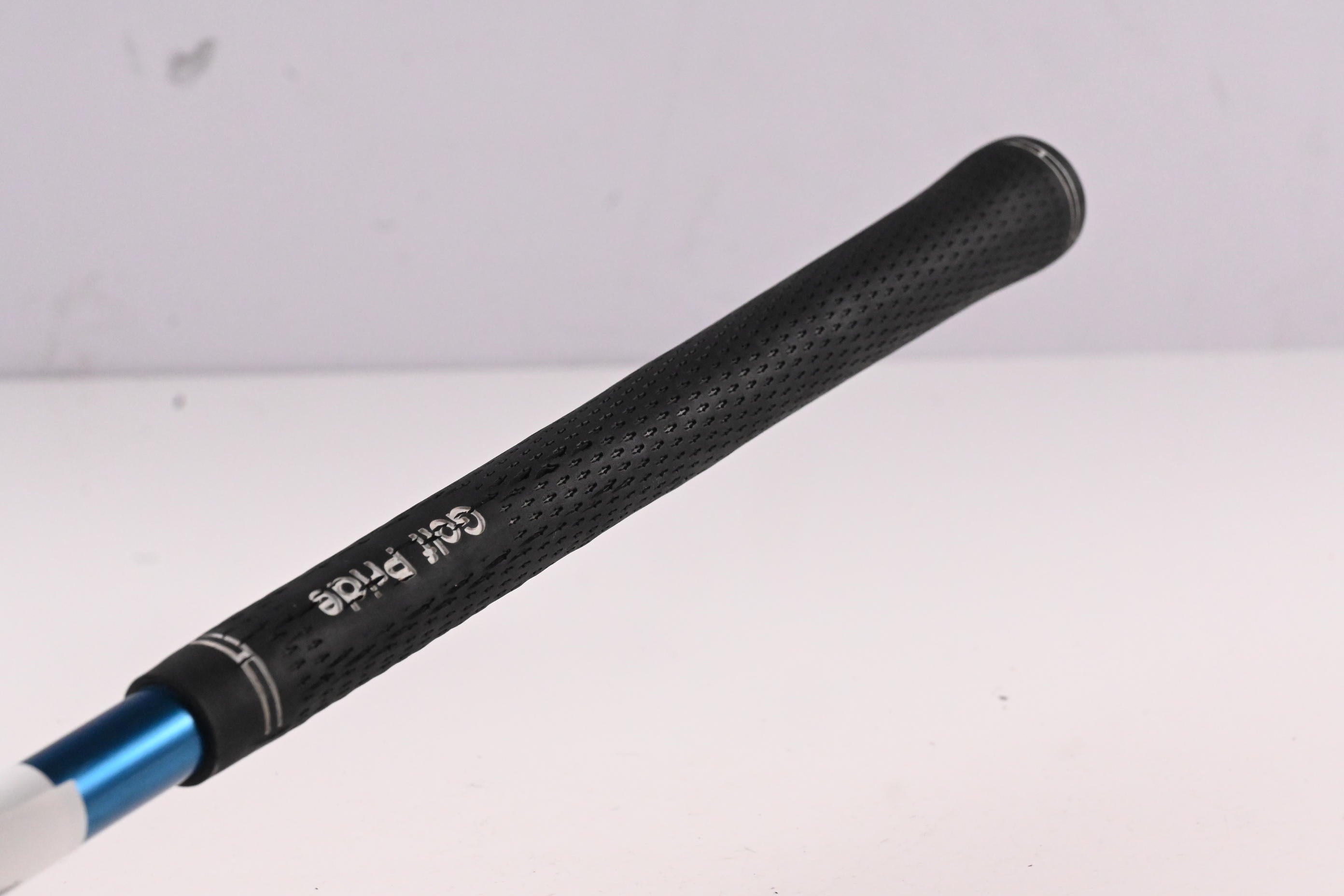 Titleist 906 F4 #3 Wood / 15.5 Degree / Regular Flex Aldila VS Proto 80 Shaft
