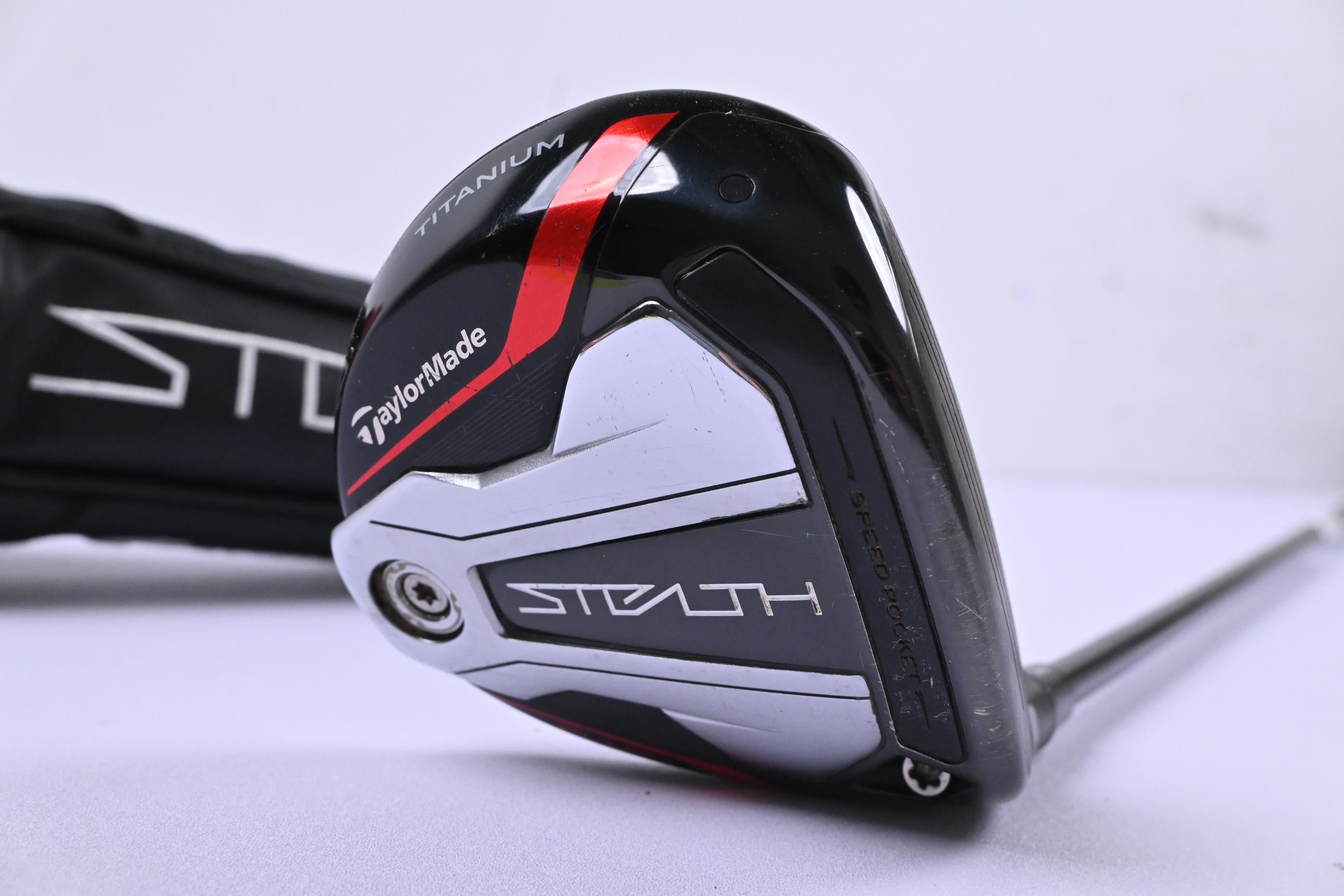 Taylormade Stealth Plus #3 Wood / 15 Degree / Regular Flex HZRDUS Smoke Red RDX