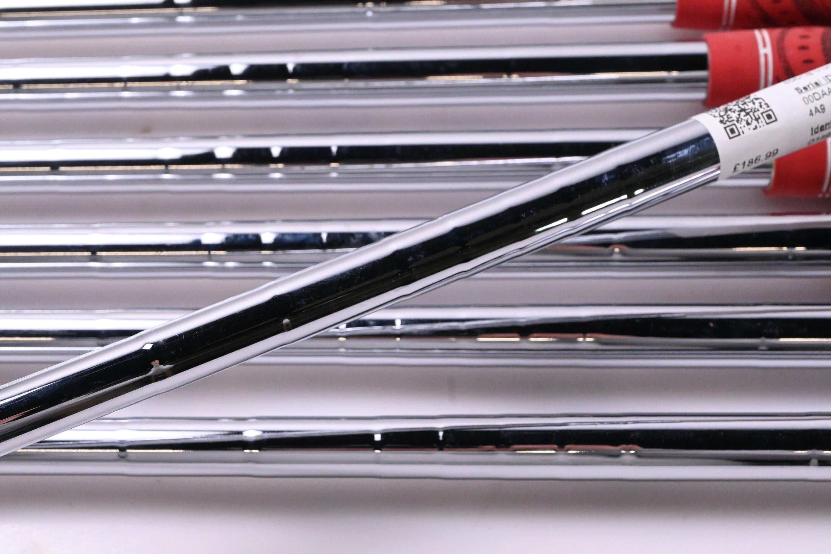 Titleist 695CB Irons / 4-PW / Regular Flex Titleist Steel Shafts