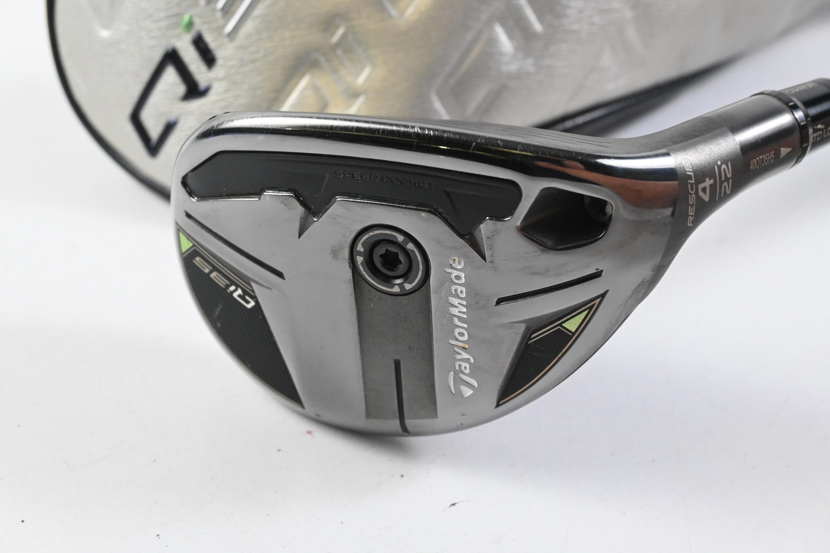 Taylormade Qi35 #4 Hybrid / 22 Degree / Regular Flex Fujikura Ventus Blue 6