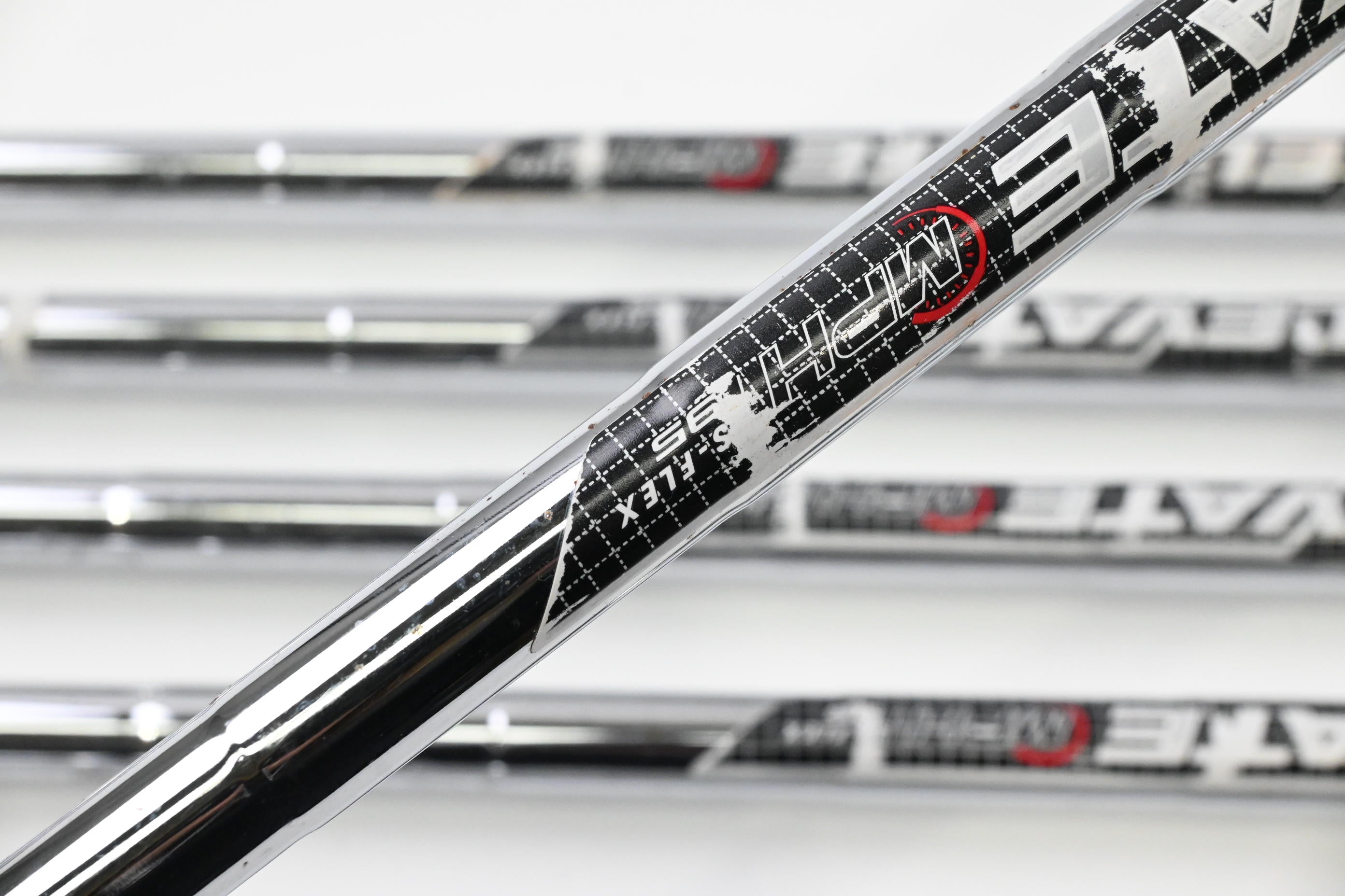 Tour Edge E722 Irons / 5-PW / Stiff Flex Elevate MPH 95 Shafts
