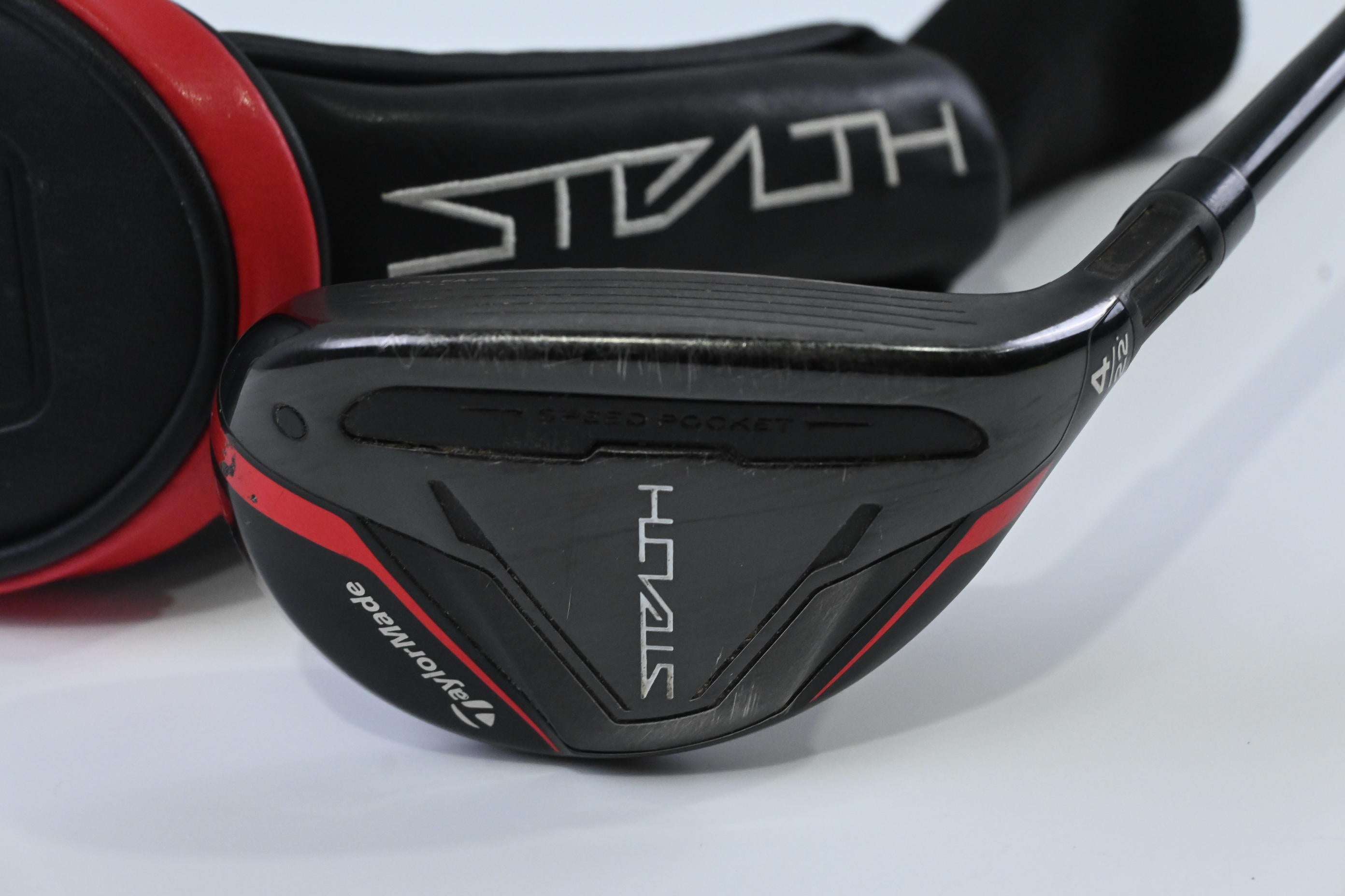 Taylormade Stealth #4 Hybrid / 22 Degree / Senior Flex Fujikura Ventus Red 5