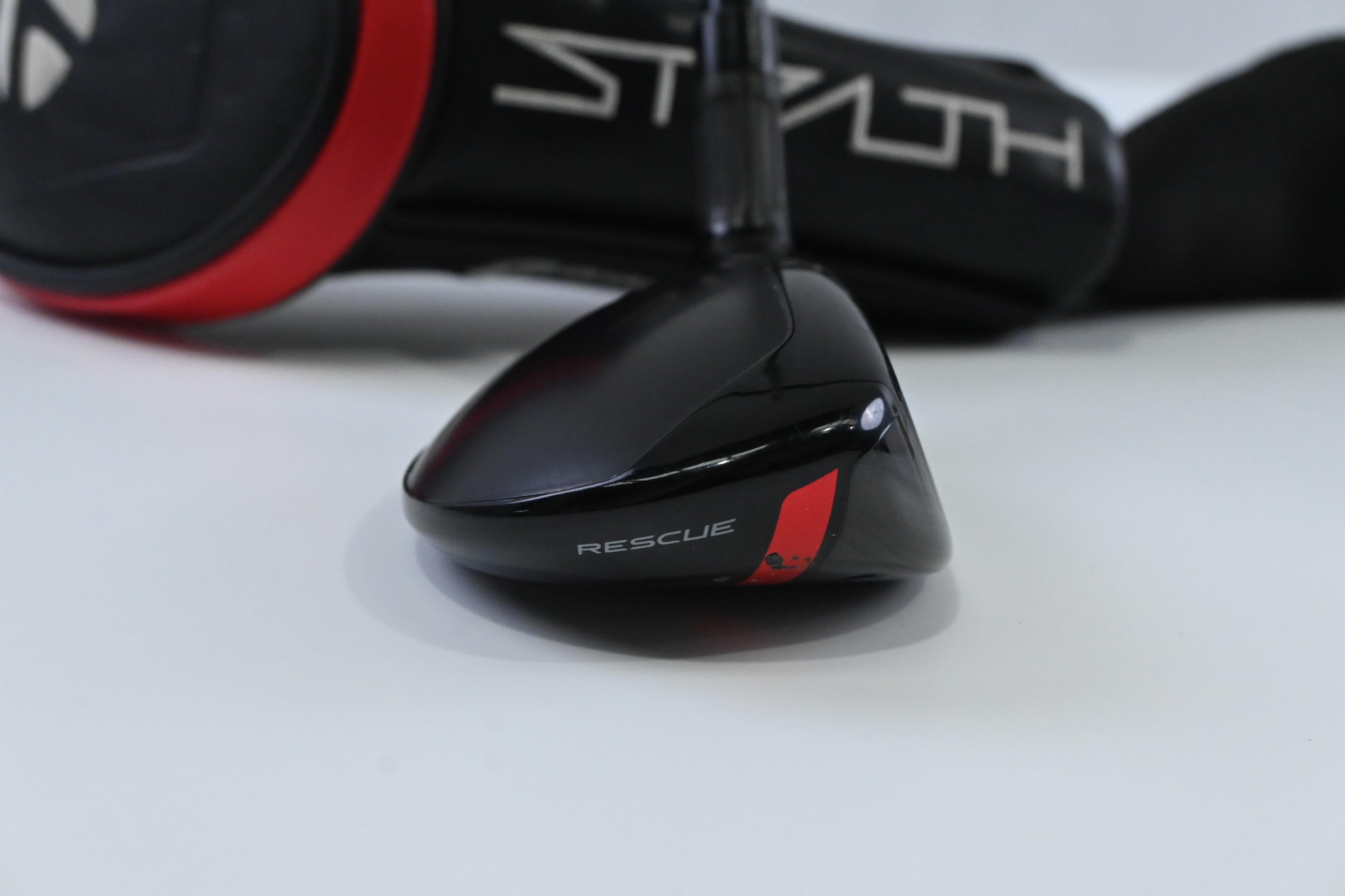 Taylormade Stealth #4 Hybrid / 22 Degree / Senior Flex Fujikura Ventus Red 5