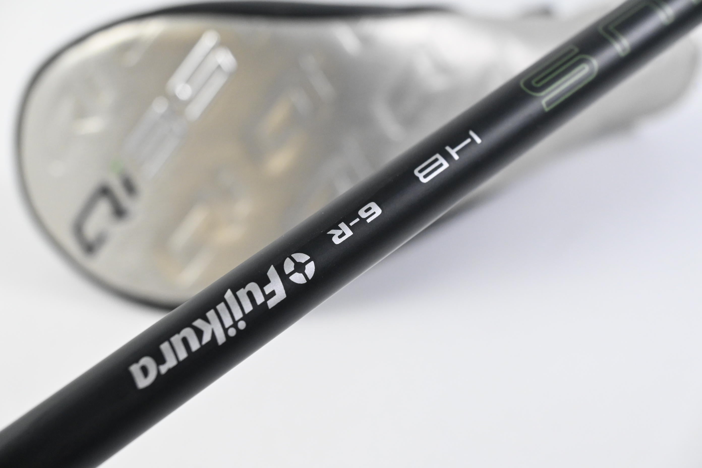 Taylormade Qi35 #4 Hybrid / 22 Degree / Regular Flex Fujikura Ventus Blue 6