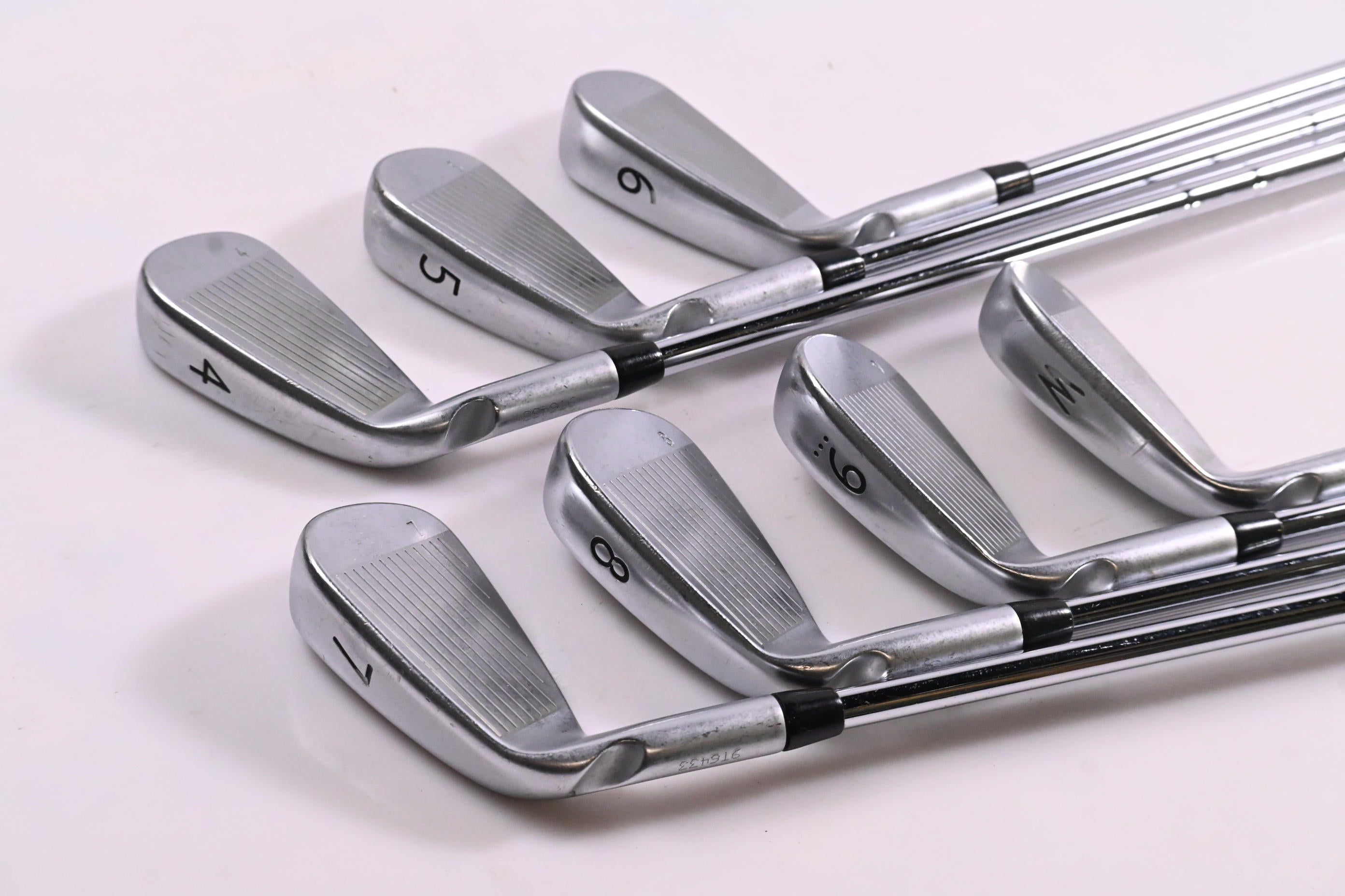 Ping i20 Irons / 4-PW / Black Dot / Stiff Flex Ping CFS Shafts