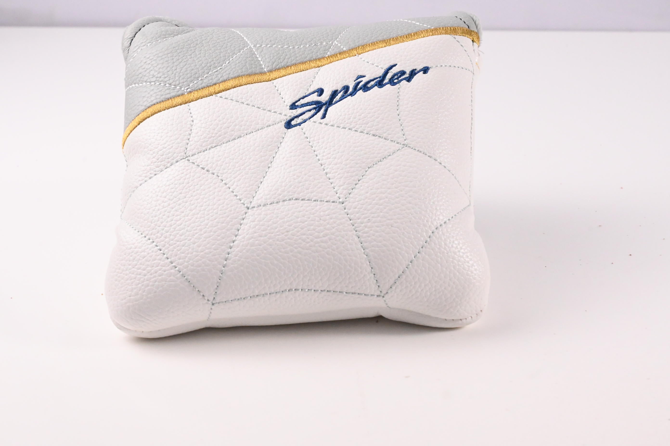 Ladies Taylormade Kalea Gold Spider S Putter / 33 Inch