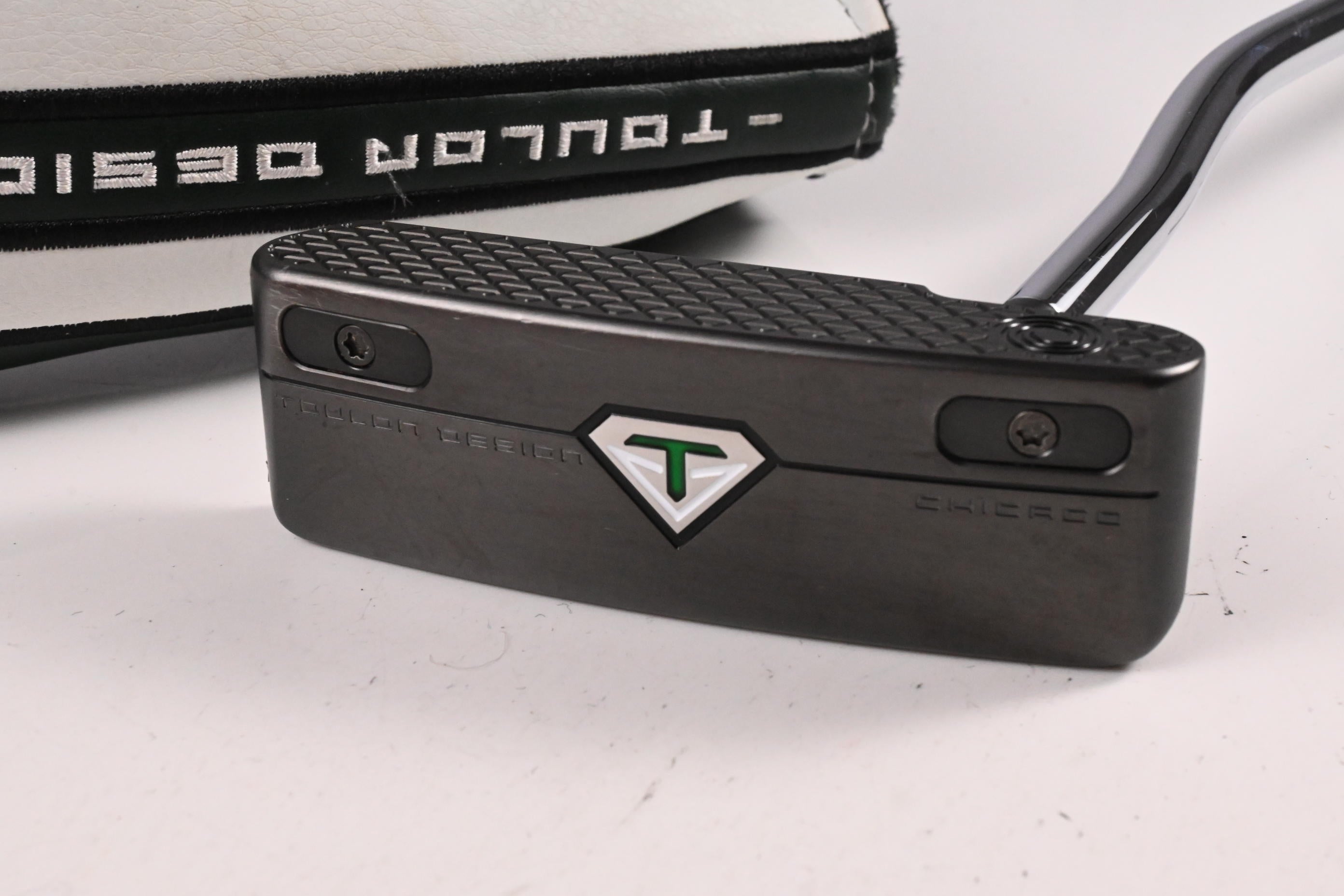 Odyssey Toulon Chicago 2022 Putter / 35.5 Inch