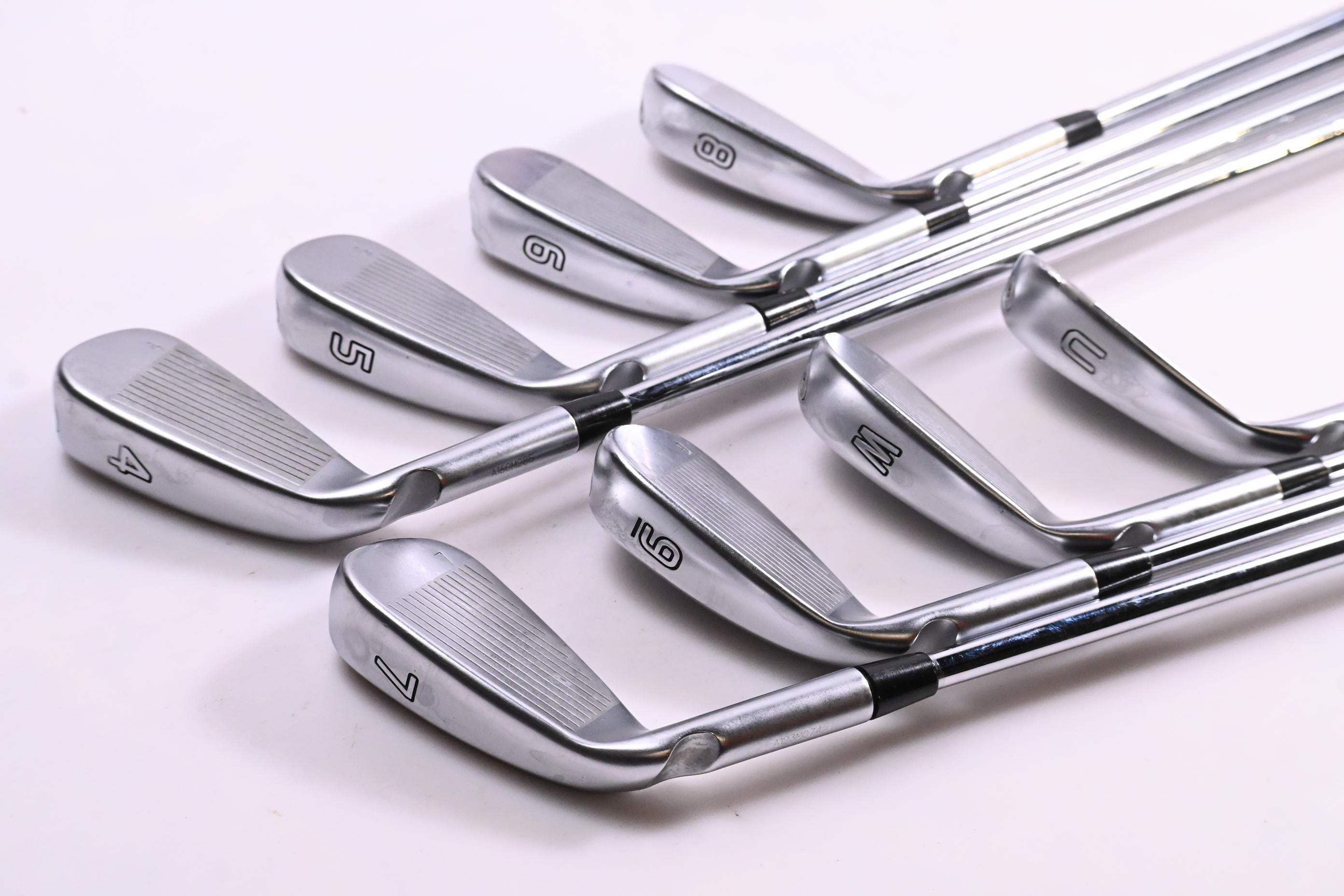 Ping G425 Irons / 4-PW+GW / Orange Dot / Regular Flex Ping AWT 2.0 Shafts