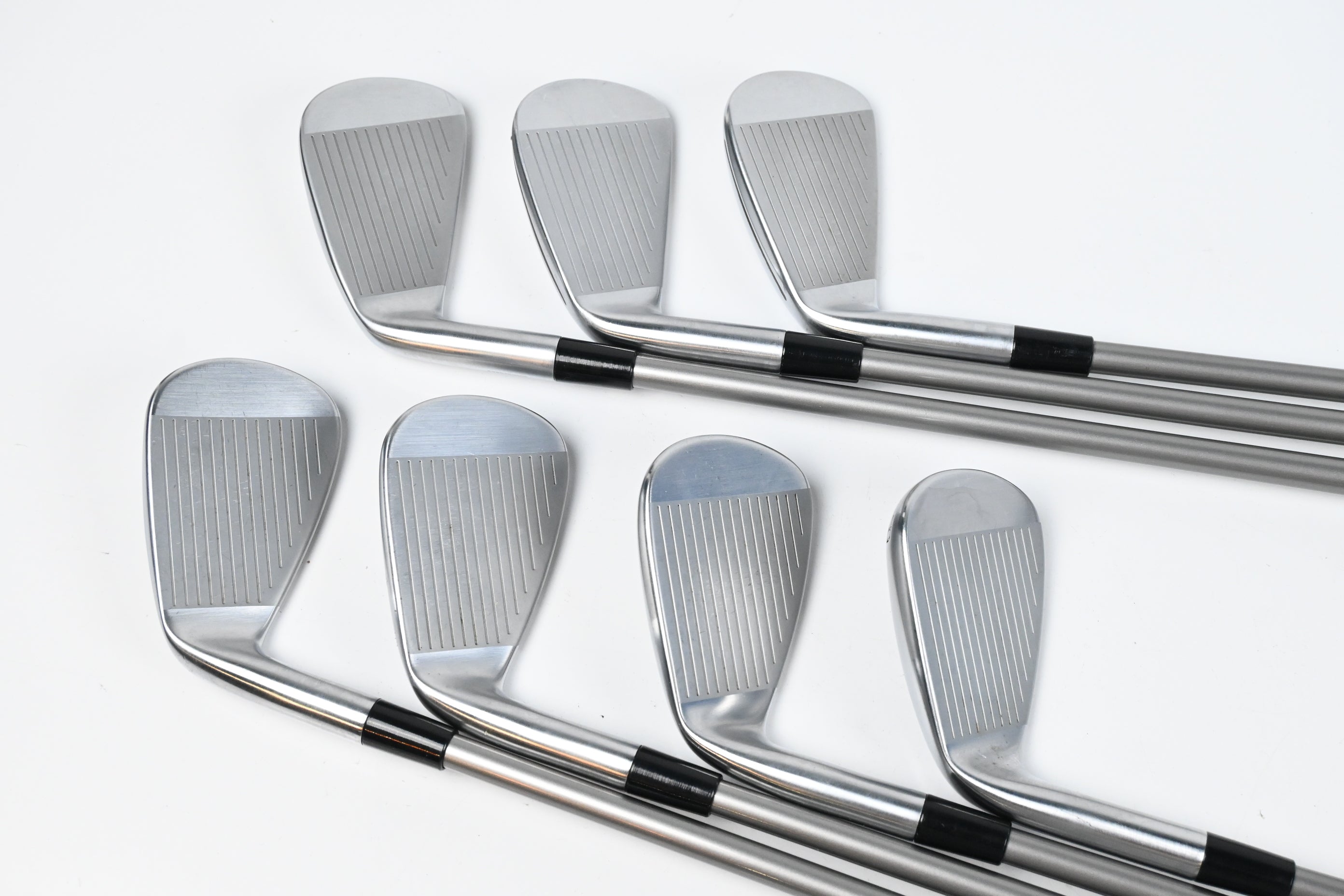 Taylormade P790 2025 Irons / 5-PW+GW / Senior Flex Speeder NX 50 Shafts