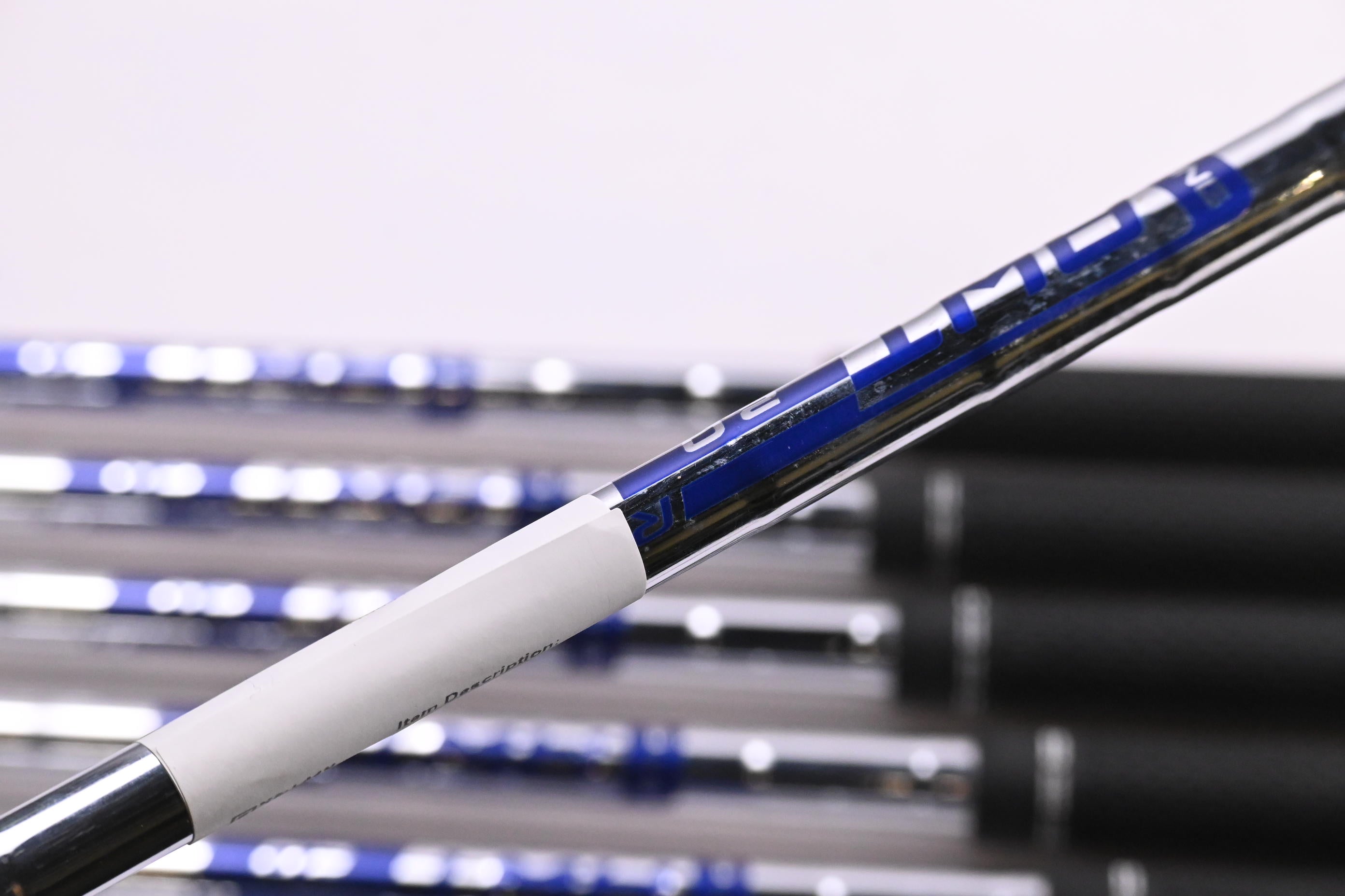 Ping G425 Irons / 4-PW+GW / Orange Dot / Regular Flex Ping AWT 2.0 Shafts