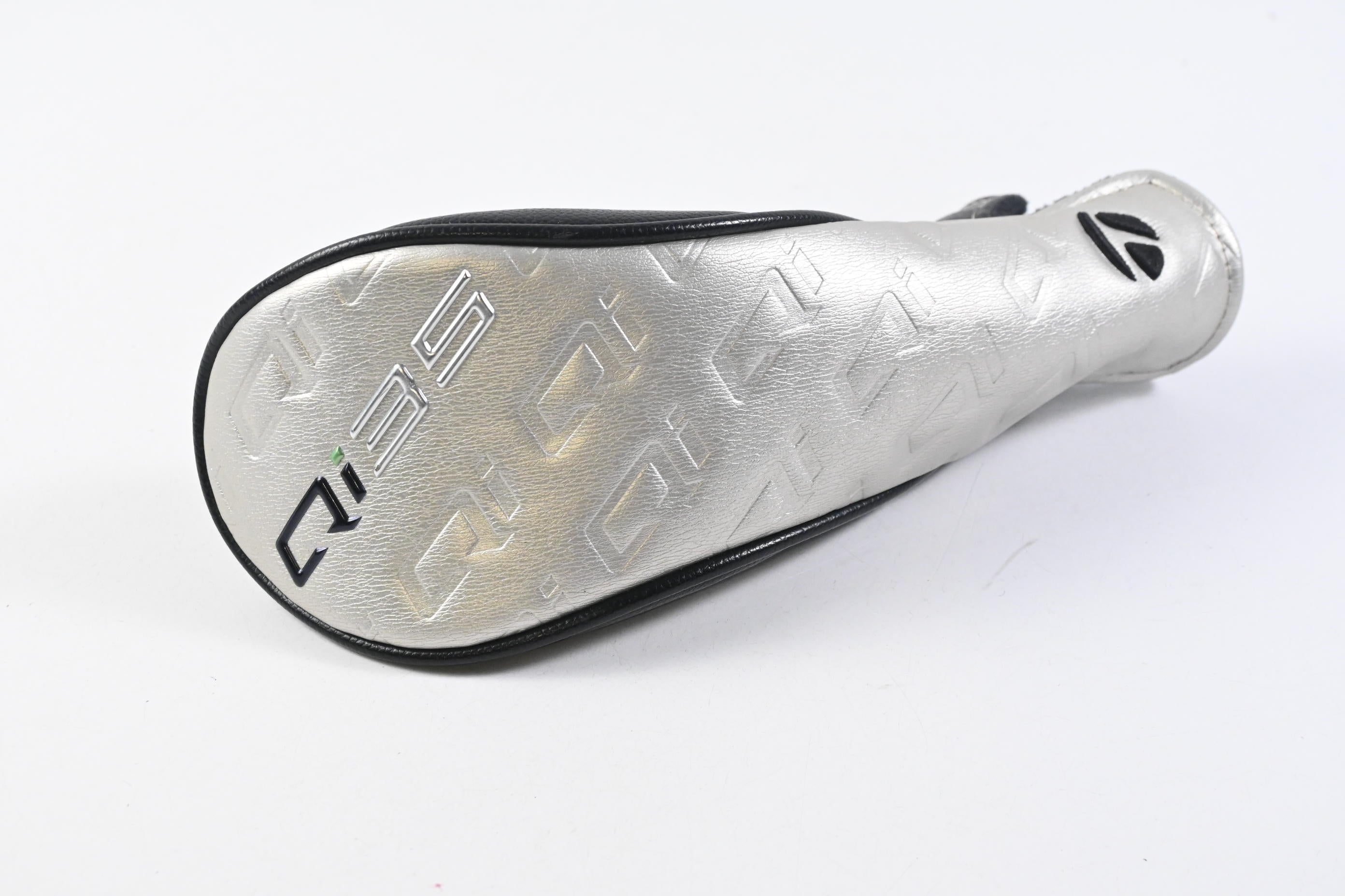 Taylormade Qi35 #4 Hybrid / 22 Degree / Regular Flex Fujikura Ventus Blue 6