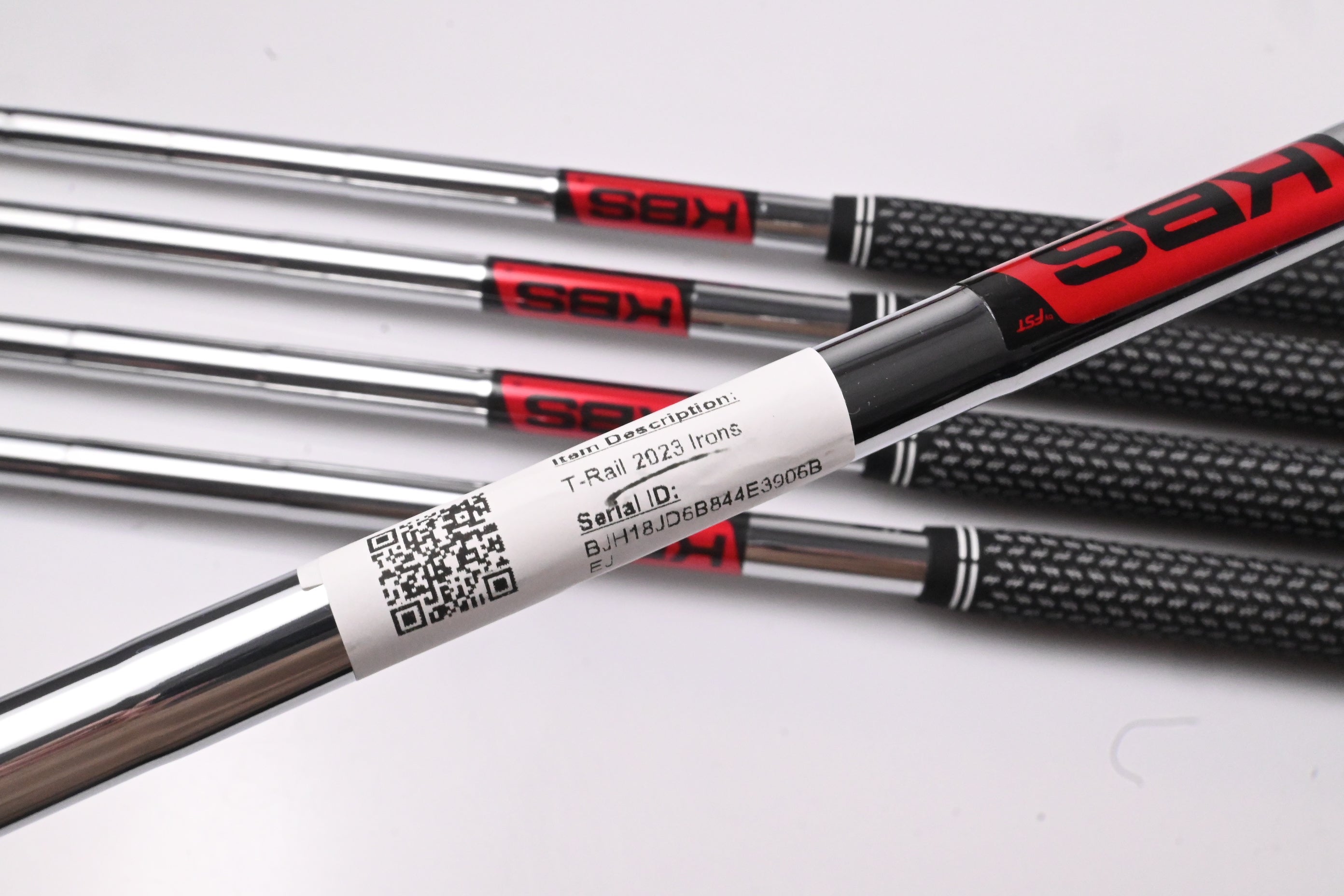 Cobra T-Rail 2023 Hybrid Irons / 7-PW+SW / Regular Flex KBS Tour 90 Shafts