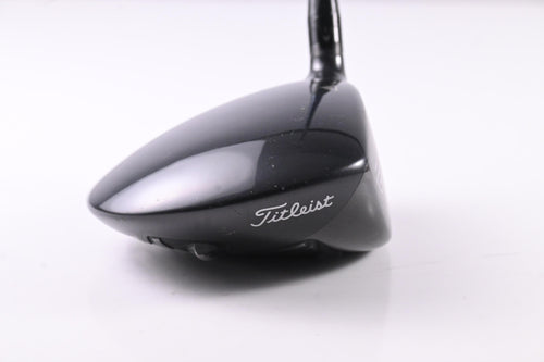 Titleist 917 D2 Driver / 9.5 Degree / Regular Flex Fujikura Pro Blue Shaft
