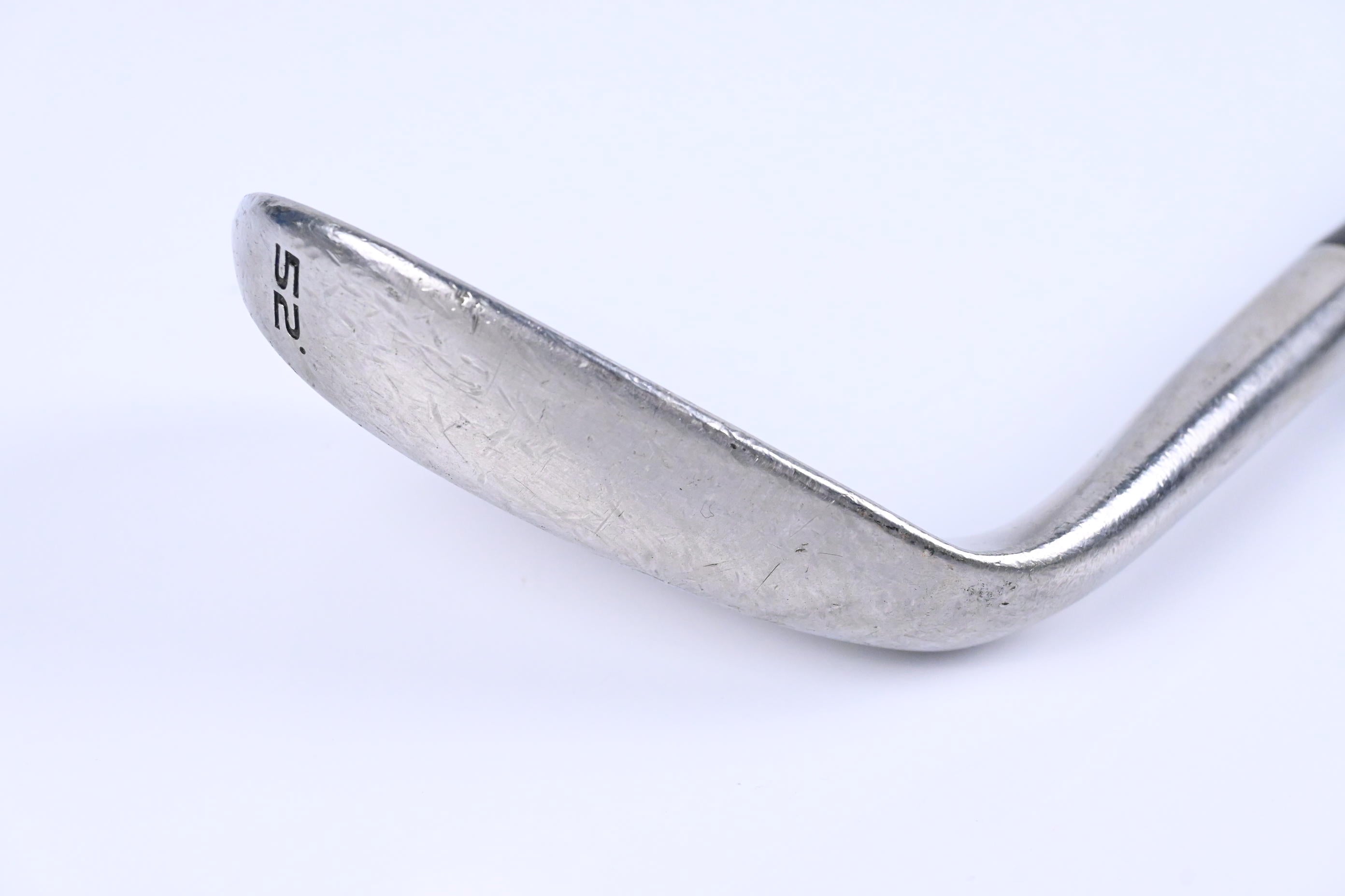 Taylormade Tour Preferred Gap Wedge / 52 Degree / Wedge Flex KBS Tour-V Shaft