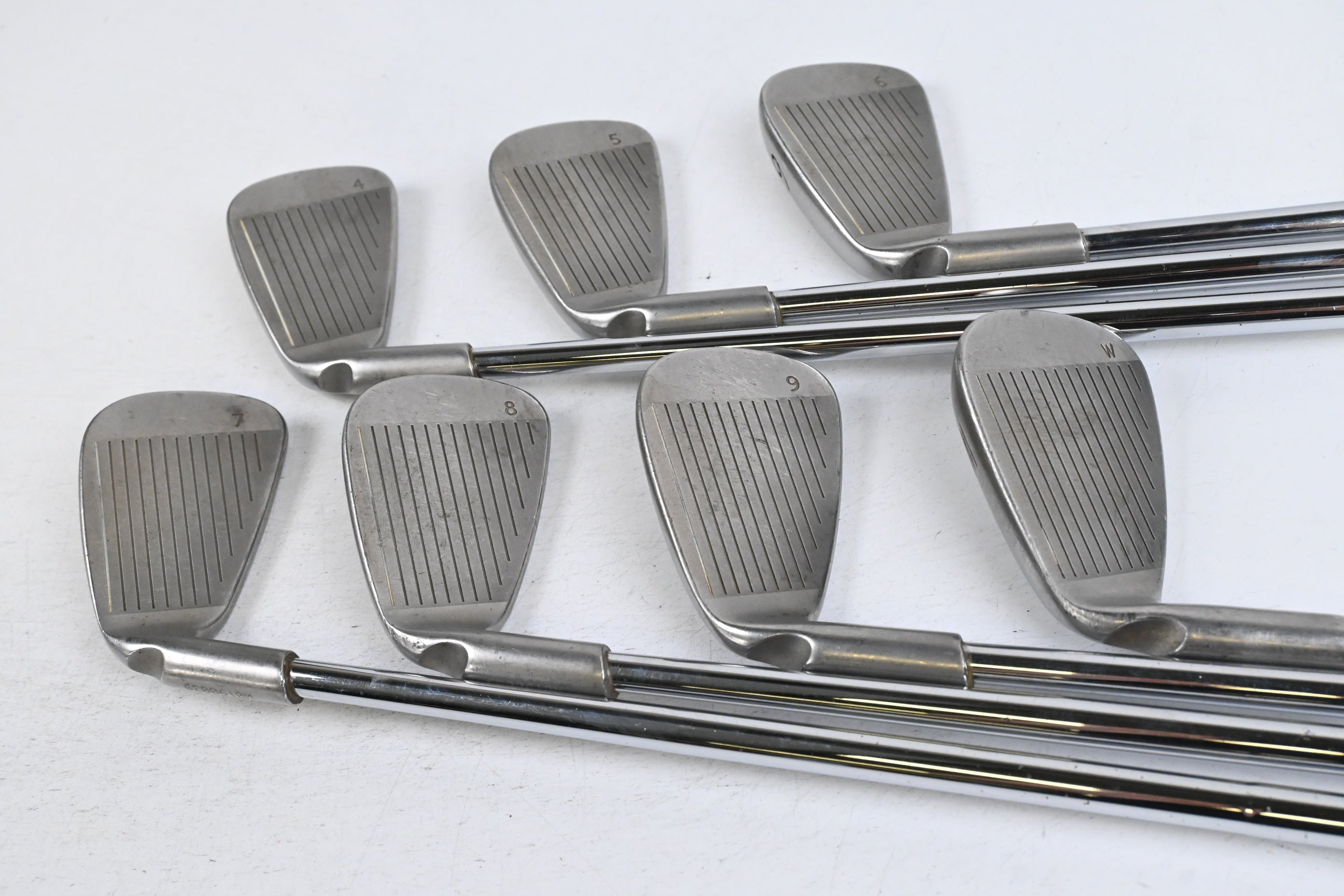 Ping i15 Irons / 4-PW / Black Dot / Regular Flex Ping AWT Shafts
