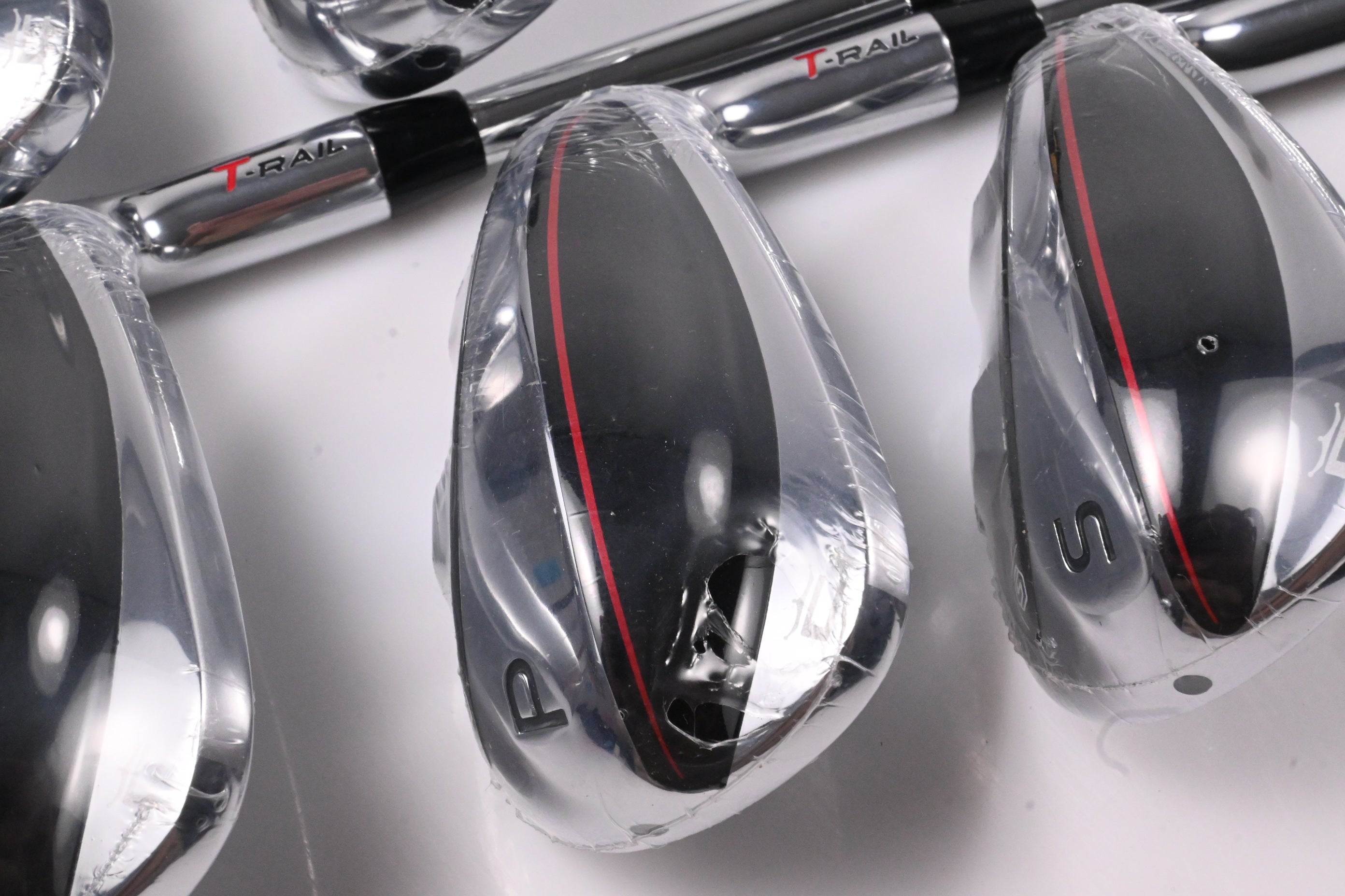 Cobra T-Rail 2023 Hybrid Irons / 7-PW+SW / Regular Flex KBS Tour 90 Shafts